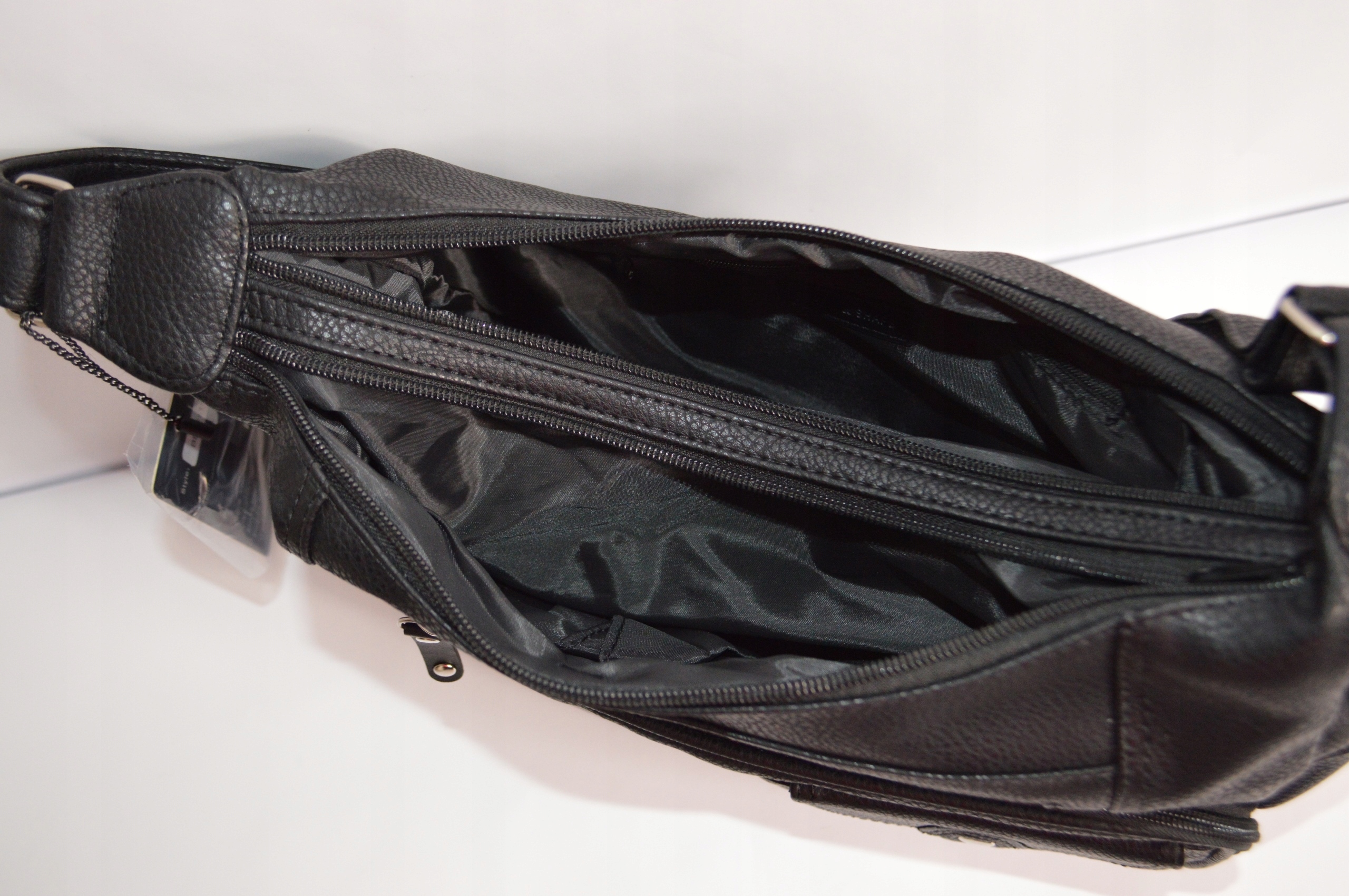 DUŻA TOREBKA DAMSKA LISTONOSZKA NA RAMIĘ Płeć kobieta