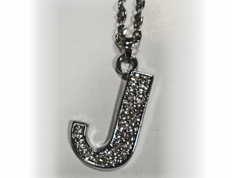 KOMPLET NASZYJNIK ŁAŃCUSZEK WISIOREK Z CYRKONIAMI Zawartość kompletu Łańcuszek Naszyjnik Wisiorek