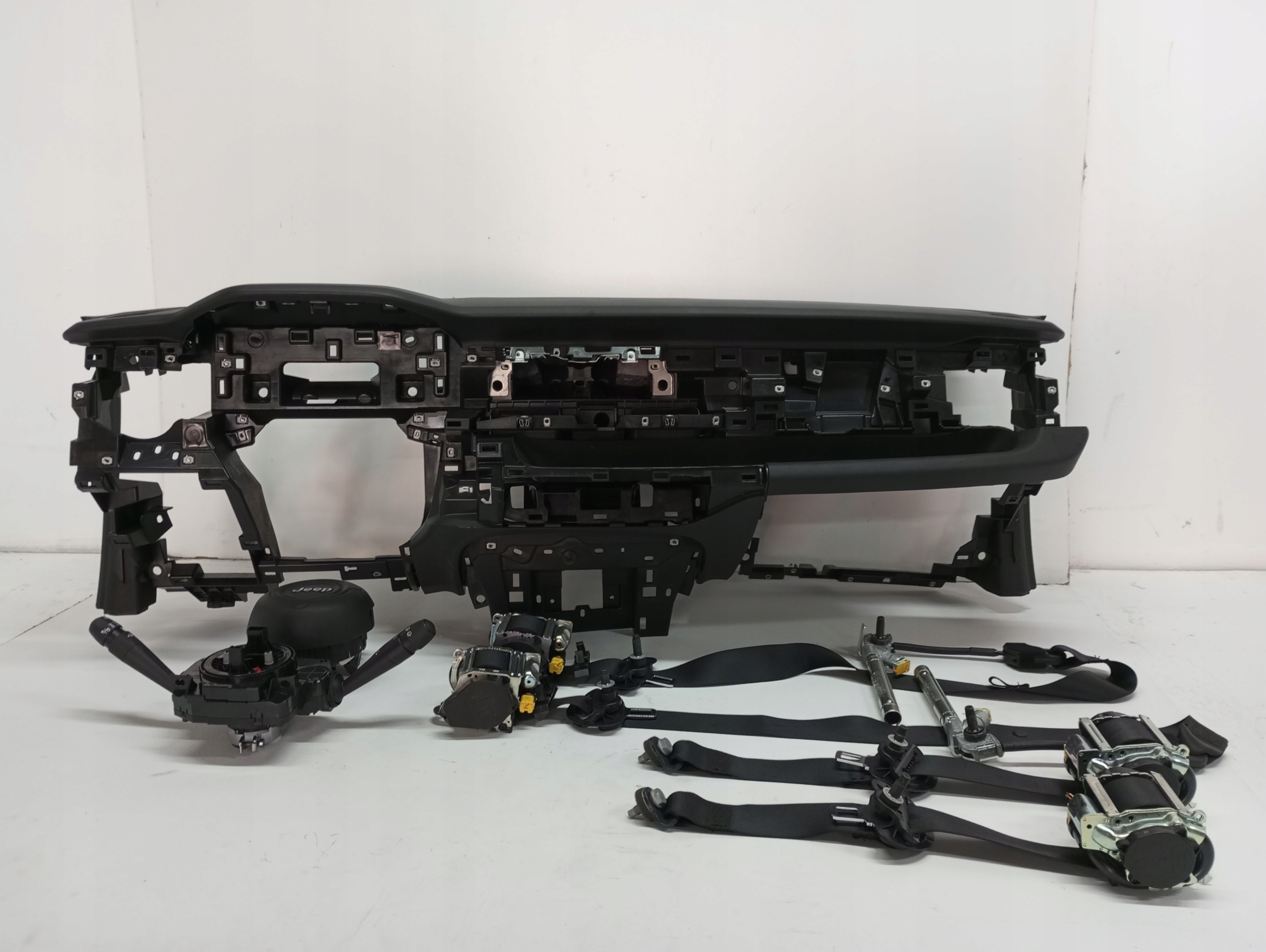 dashboard JEEP AVENGER 23R