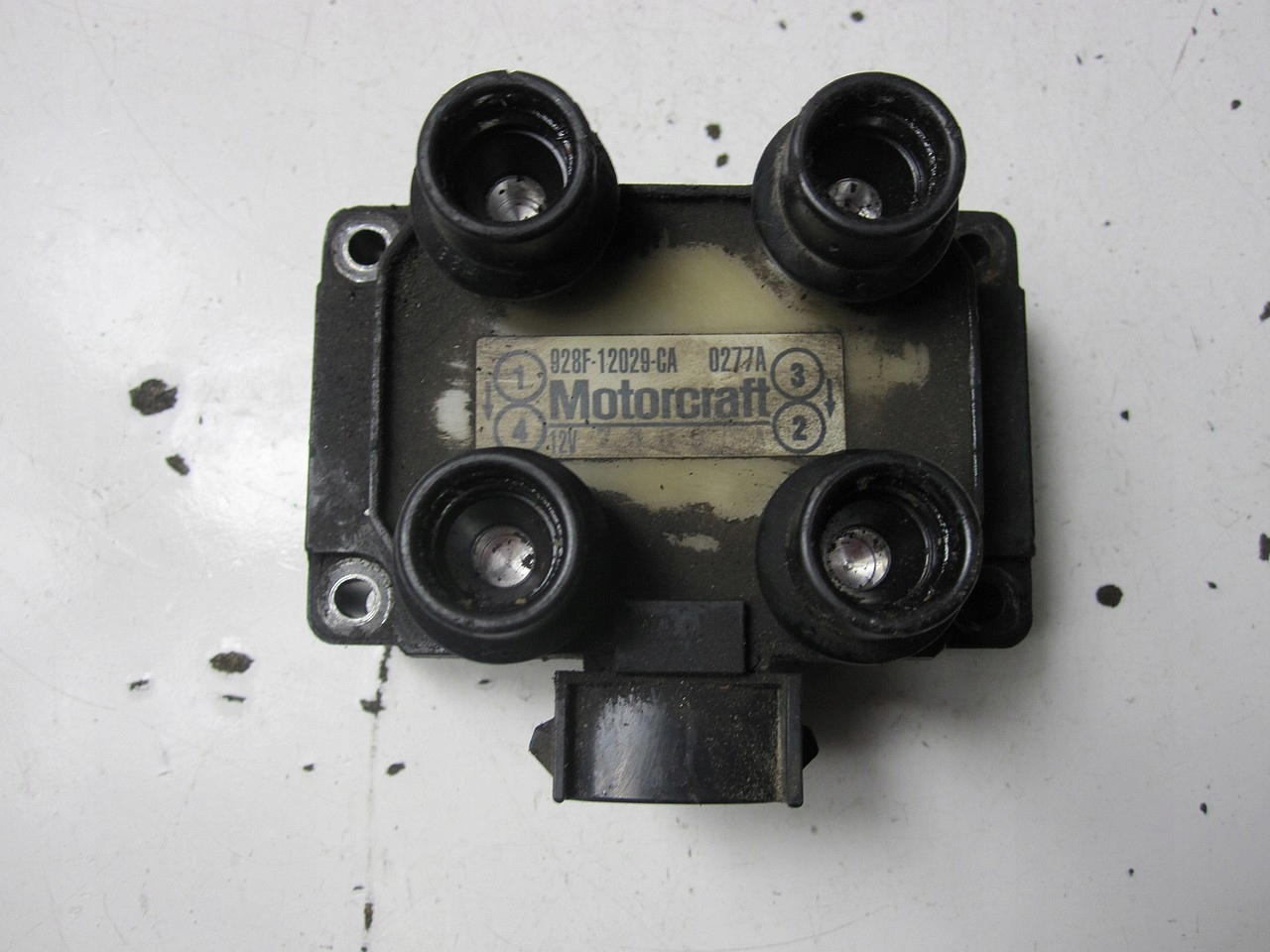 coil ignition FORD FIESTA 928F-12029-CA