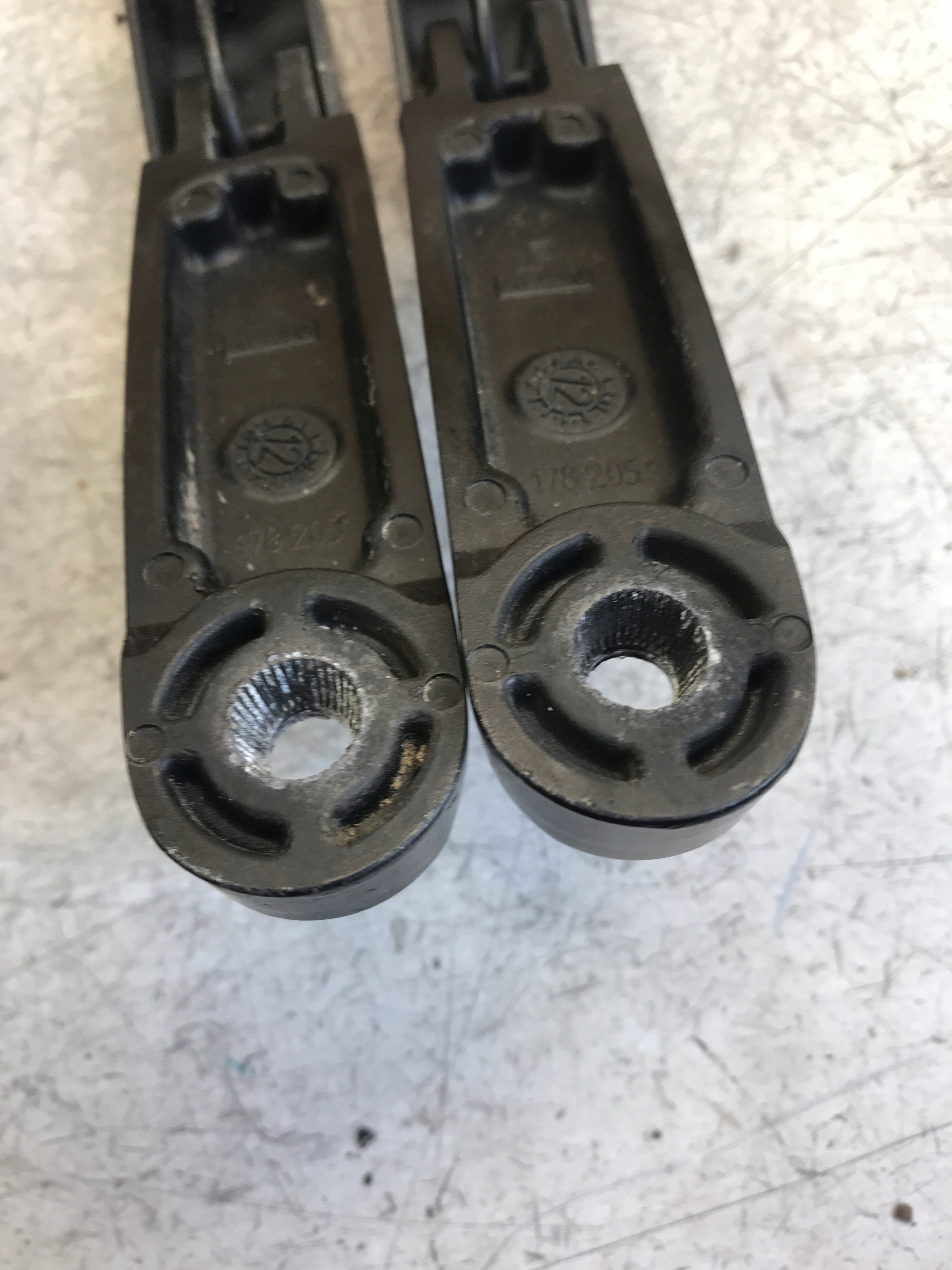 Bracci tergicristallo VW TIGUAN 5N1955409 5N1955410