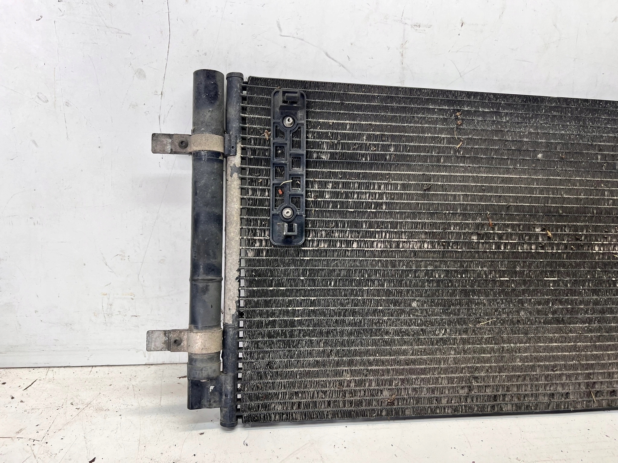 Radiateur climatisation AUDI A4 B8 A5 Q5 8K0260401E