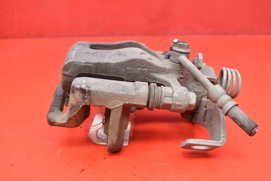 caliper brake left rear part HYUNDAI BAYON 1.2 16V 84 KM 21