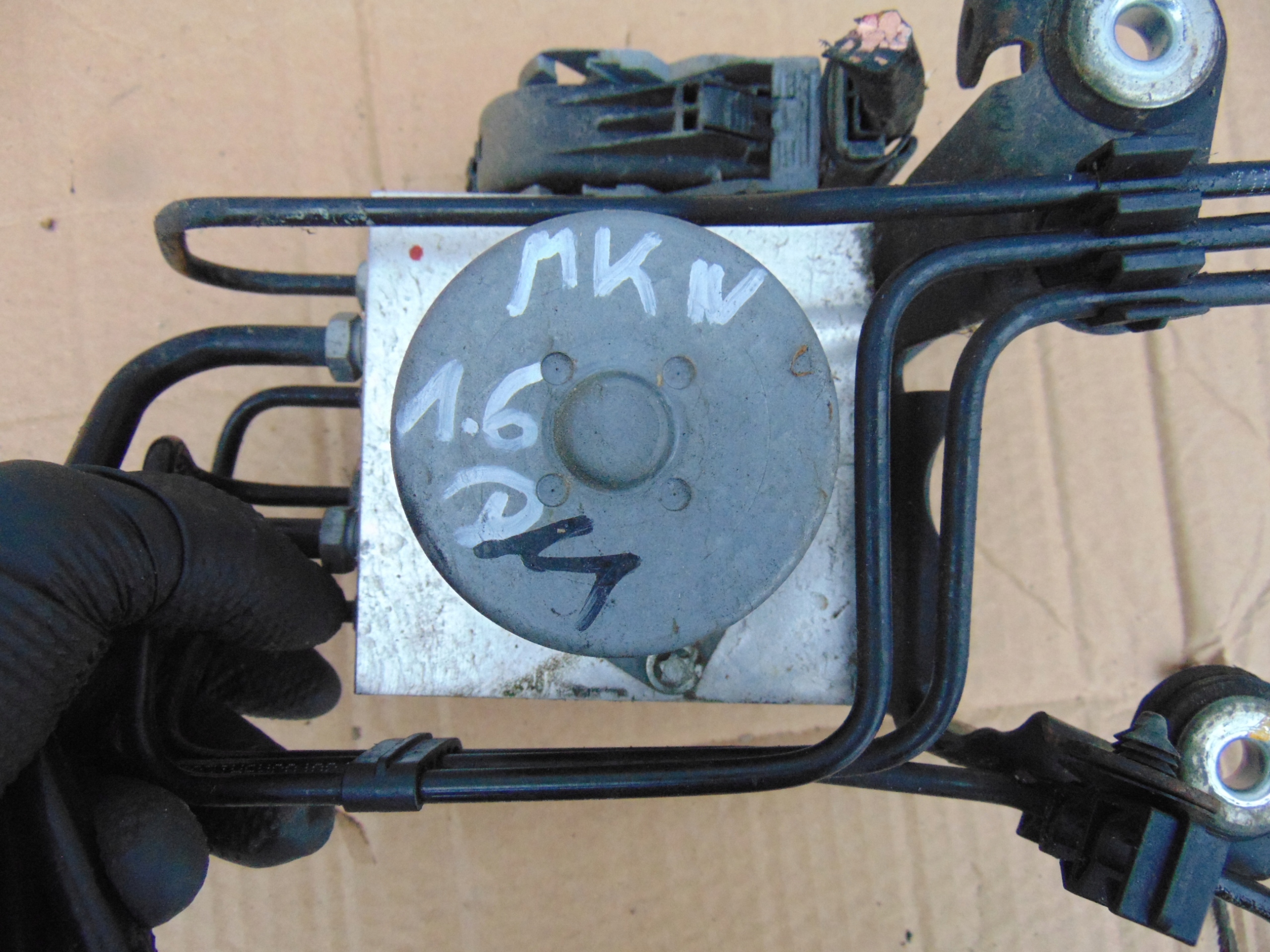 Ford OE CG912C405CB насос abs