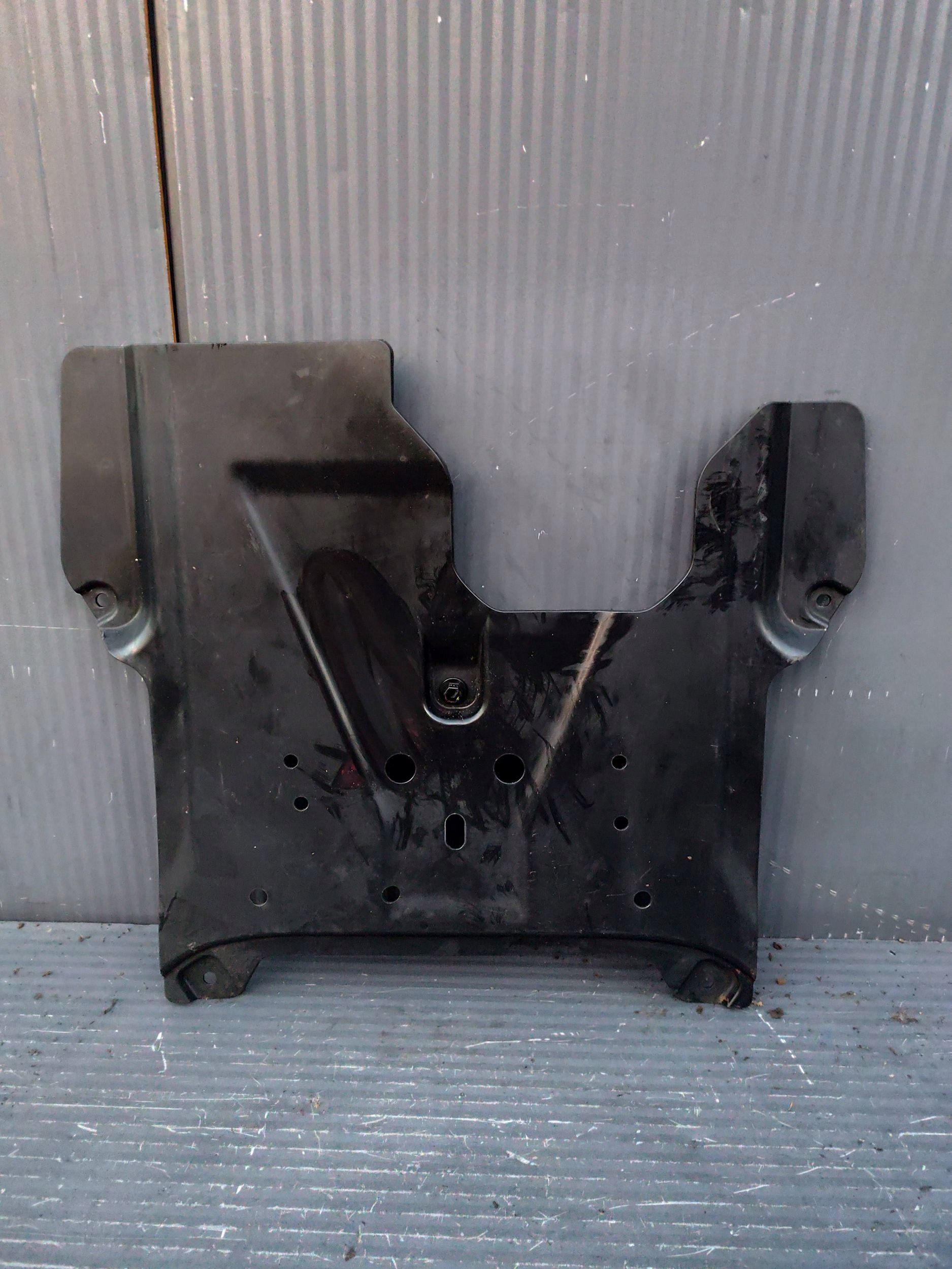 KIA SPORTAGE V cover cover below engine 62407R2000