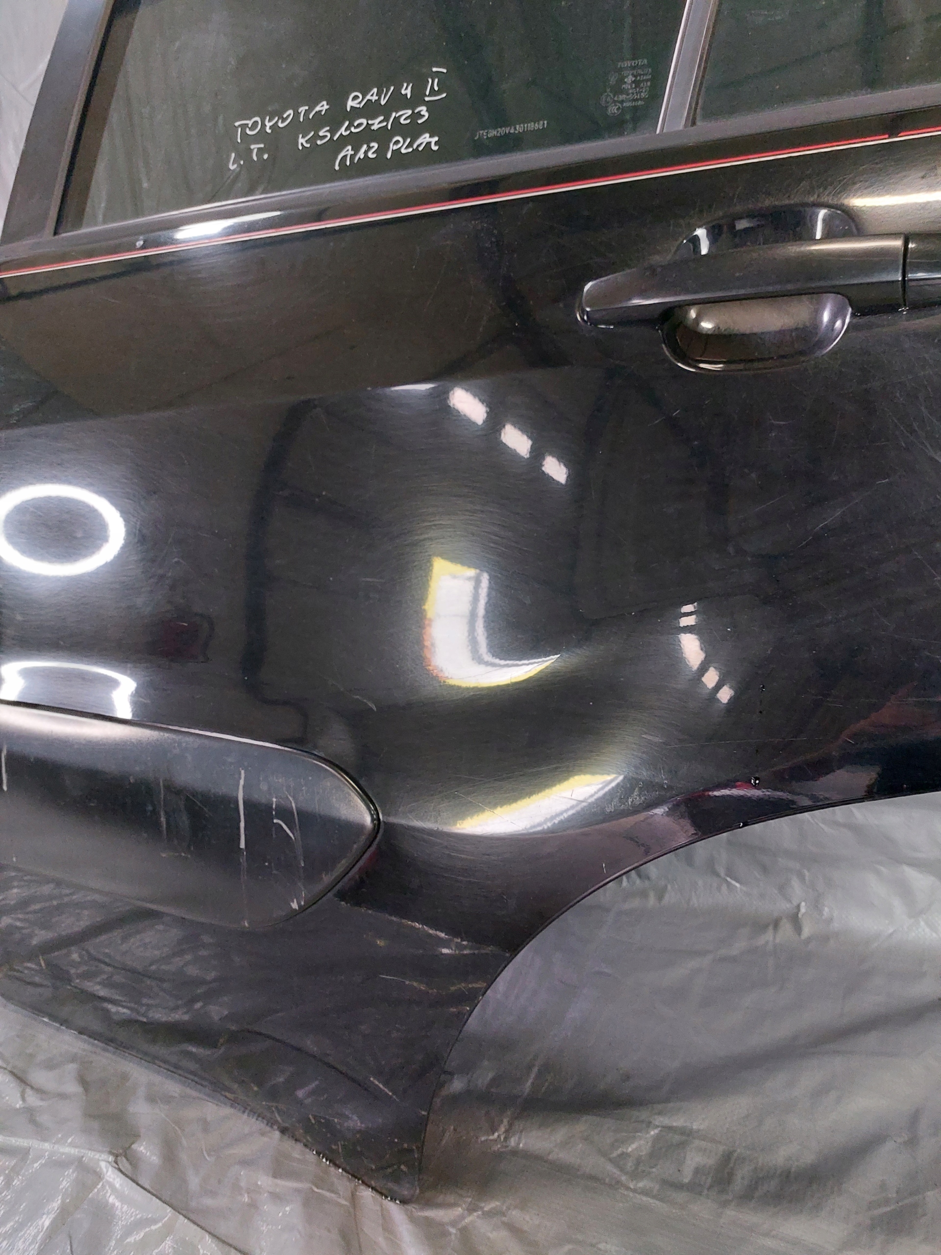 door left rear. TOYOTA RAV 4 II