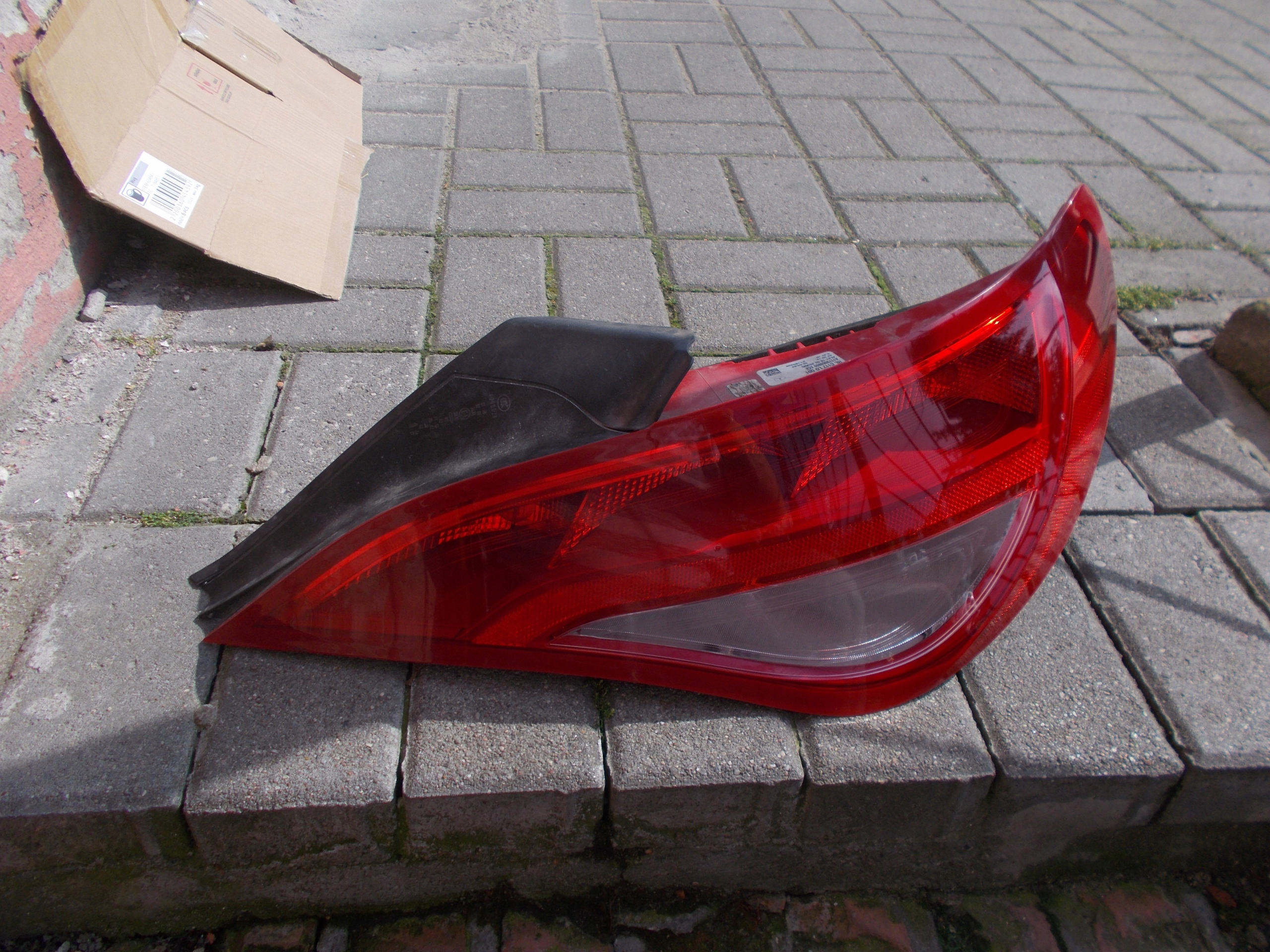 MERCEDES CLA W117 LAMPA TYLNA PRAWA LED+ŻARÓWKA ORYGINAŁ A1179069800