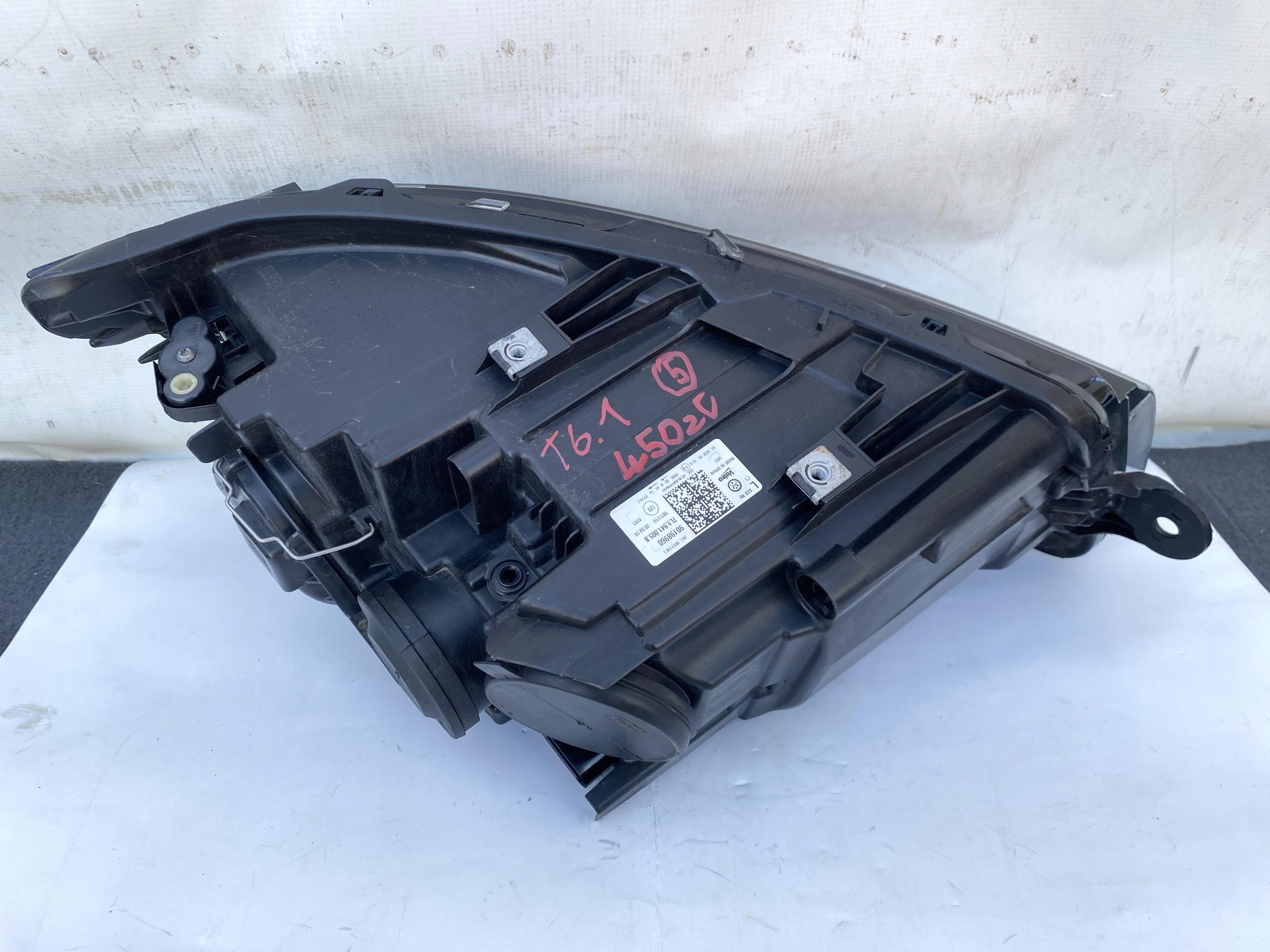 VW TRANSPORTER T6.1 19- light REFLEKTOR front left front 7L1941005B