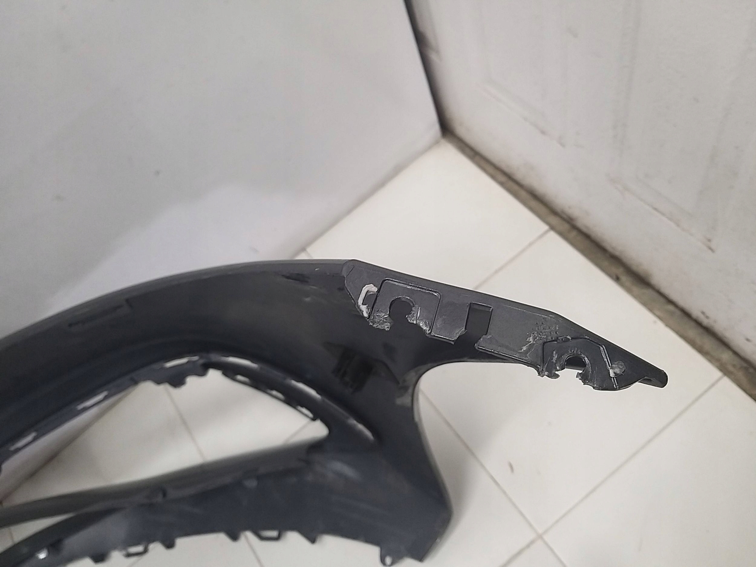 MERCEDES C KLASA W206 AMG 21- bumper front front A2068858401