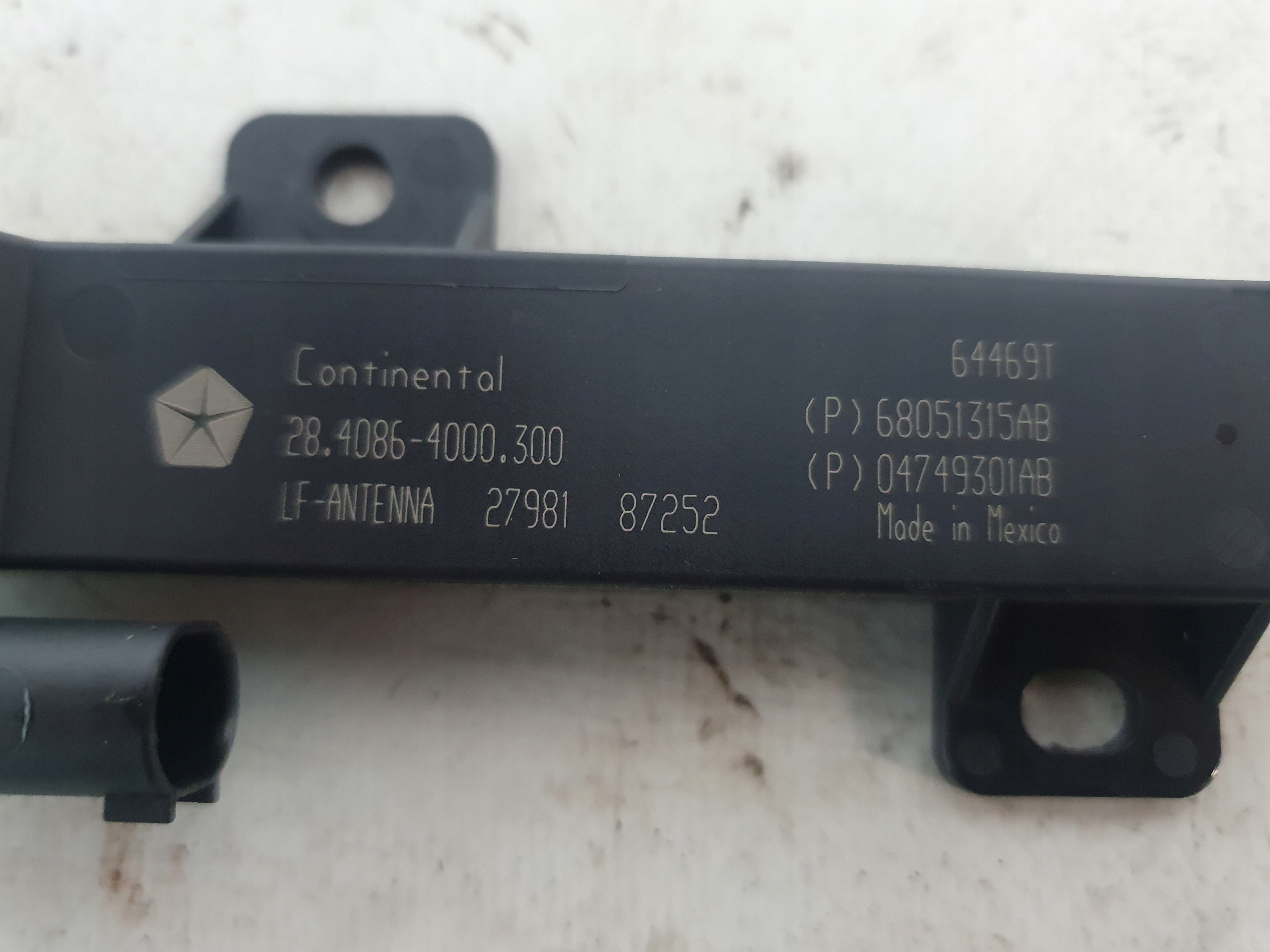 DODGE CHARGER 2019 - CHALLENGER amplifier ANTENY 68051315AB
