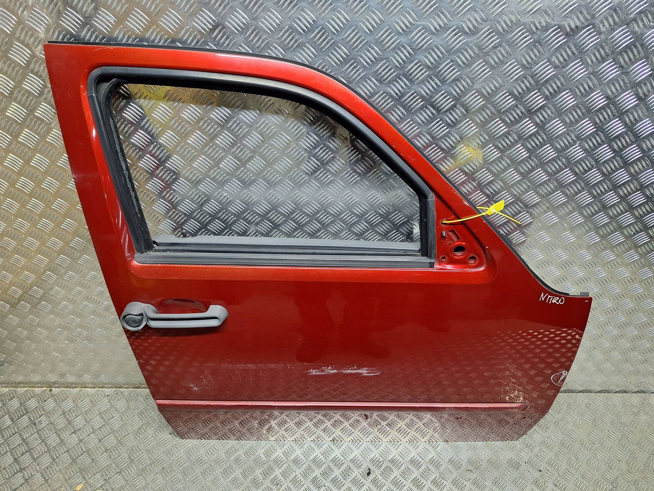 door right front DODGE NITRO 06-11 complete