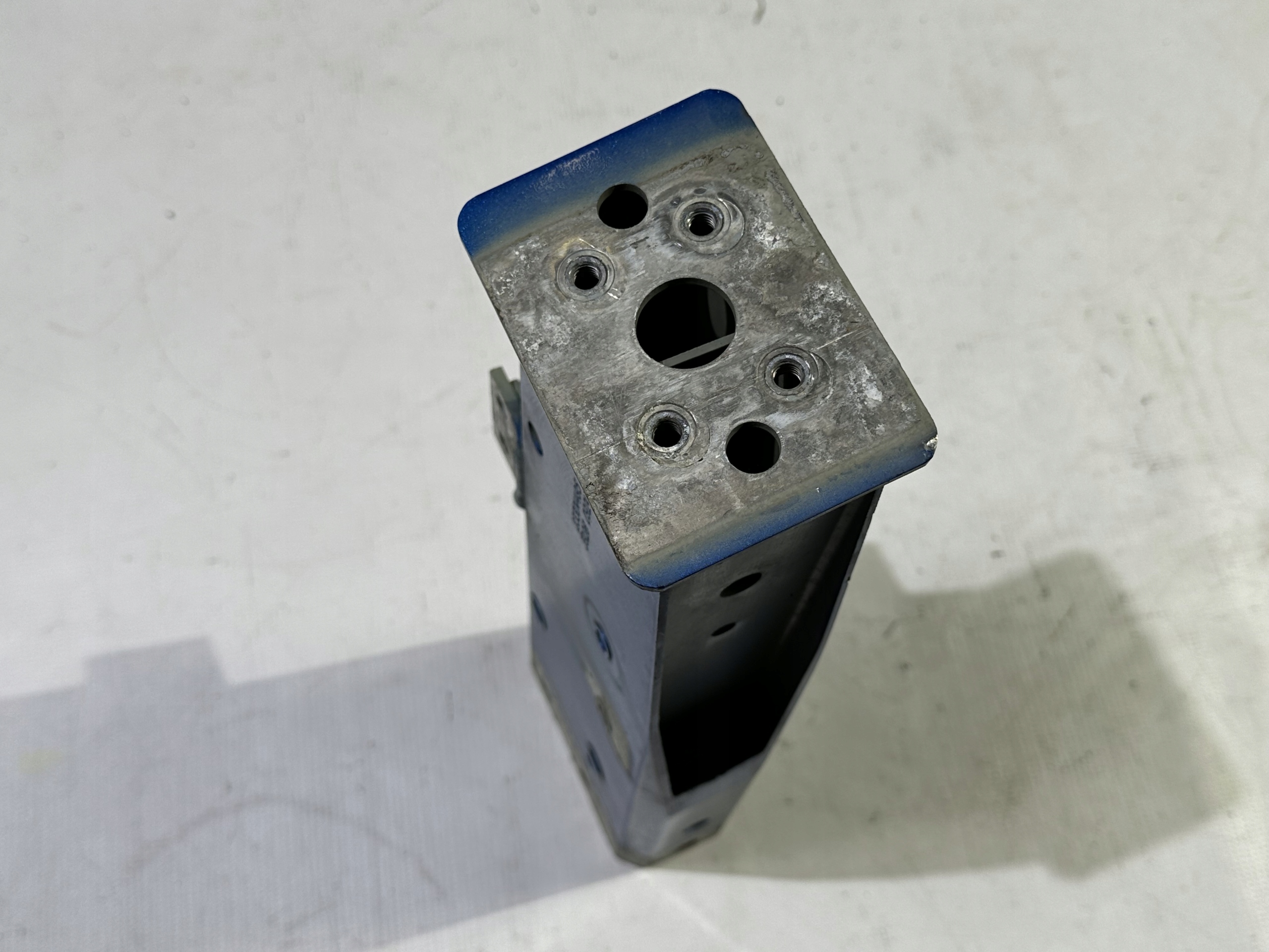 quarter beam tip right Chevrolet Camaro 2.0 3.6 2016+