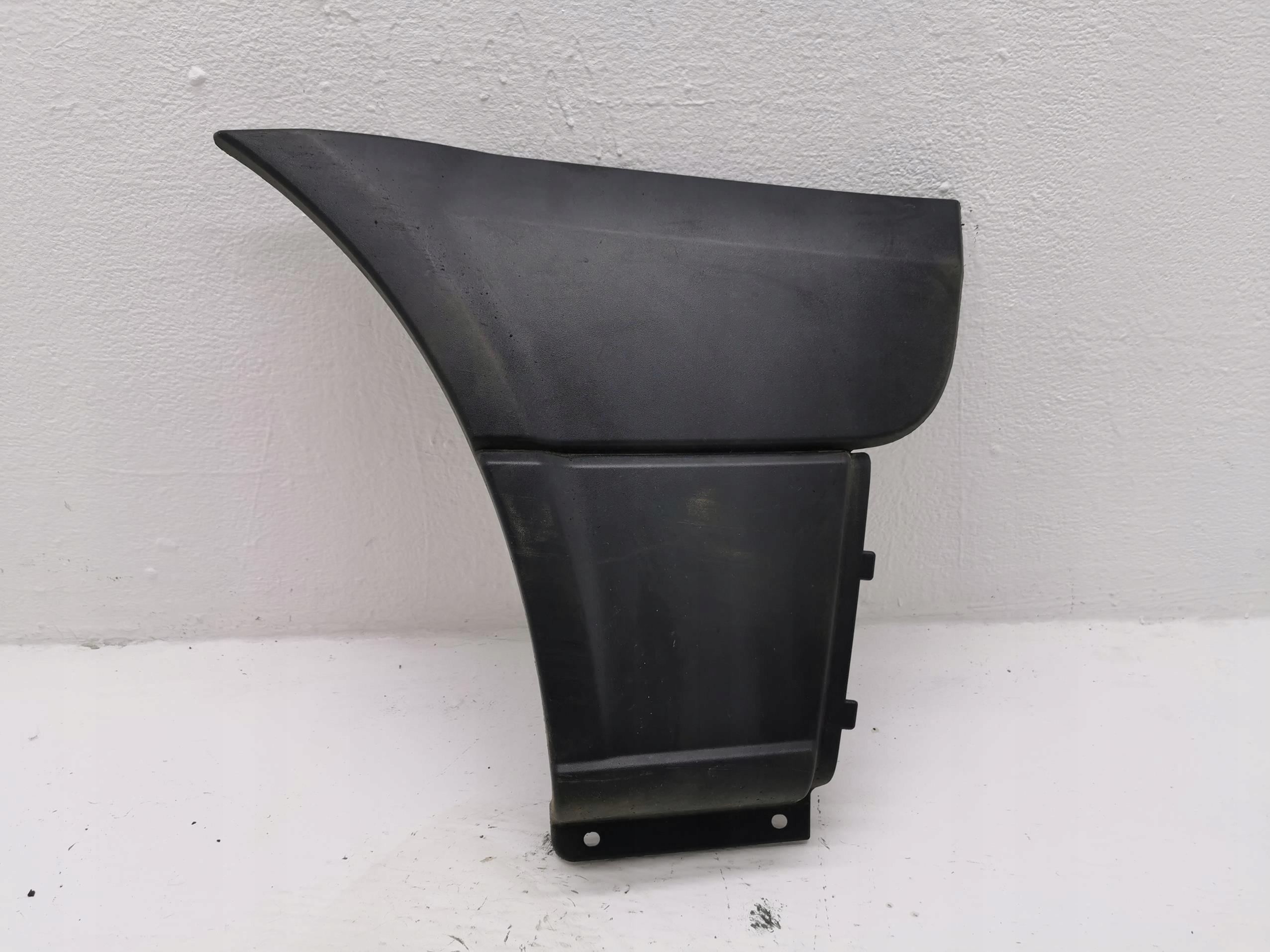 moulding left rear part MERCEDES SPRINTER W906 A9066901162