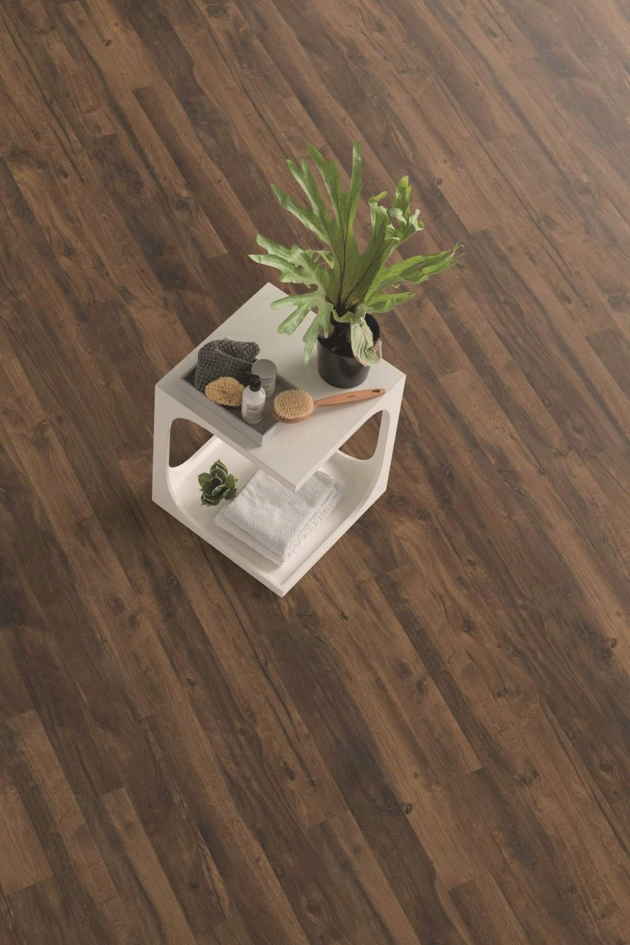 Panel podłogowy AC4 DĄB HUNTON CIEMNY 1,21M Rodzaj panele laminowane