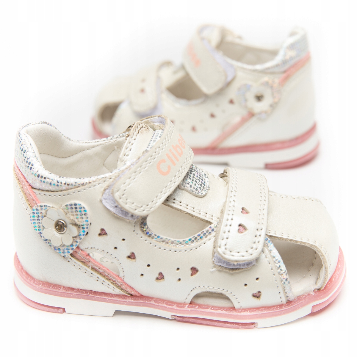 

Clibee Sandały Dziewczęce Skóra Kryte Przody 26