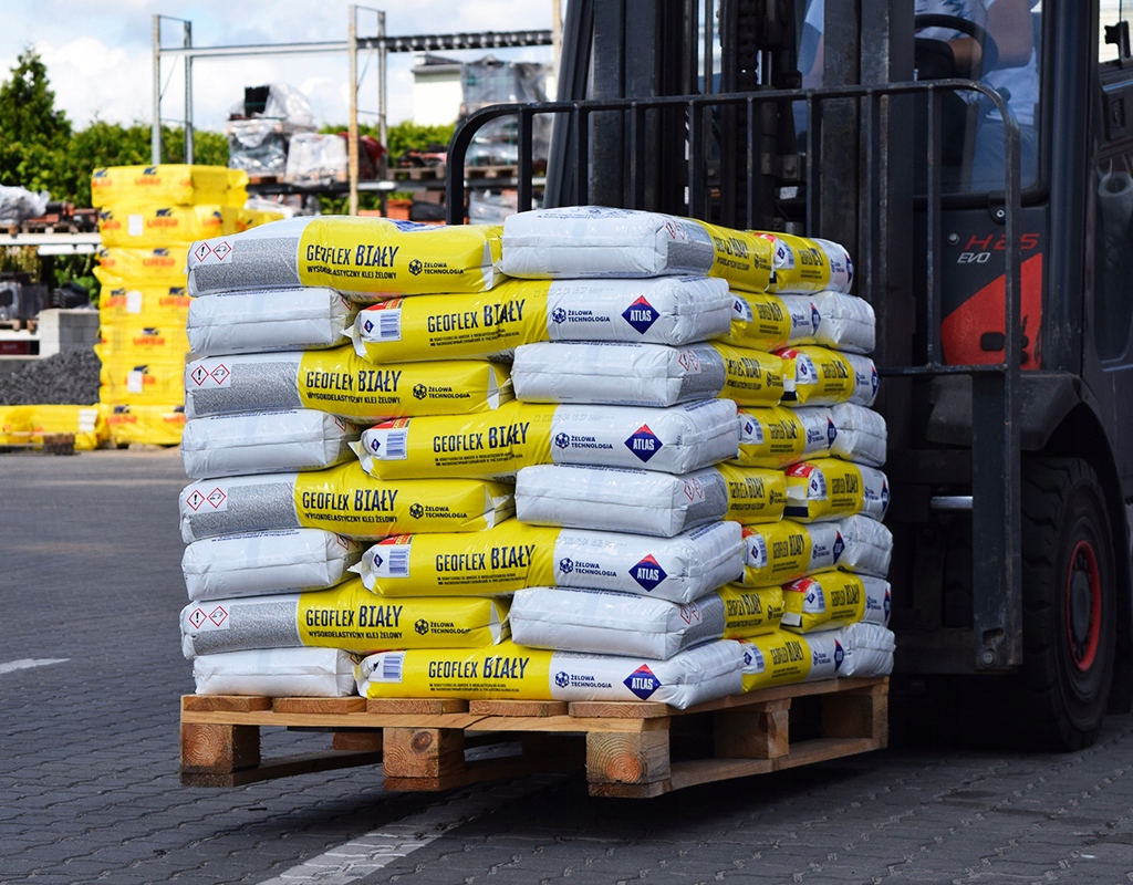 KLEJ DO PŁYTEK ATLAS GEOFLEX BIAŁY 40x25KG PALETA Typ klej do glazury i terakoty