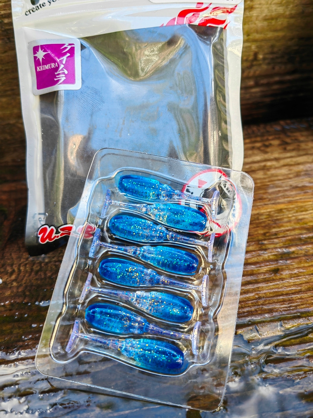 8 szt. Imitacja narybku RIPPER KOPYTO TICT BOMB SHAD 4 cm MADE IN JAPAN HIT Model BOMB SHAD