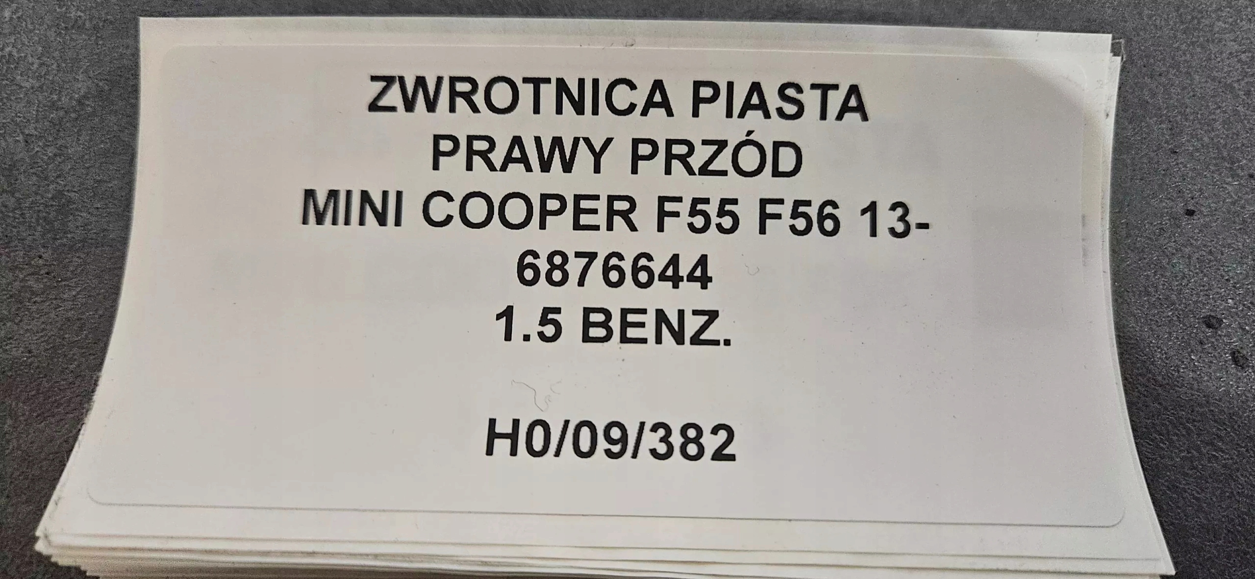otoč čepu pravý předek MINI COOPER F55 2013