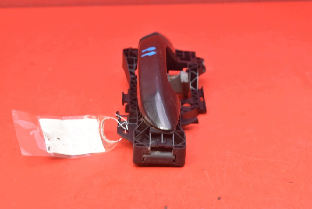 handle right front front BRAZOWA 3C0837886G VW PASSAT B6 05-10