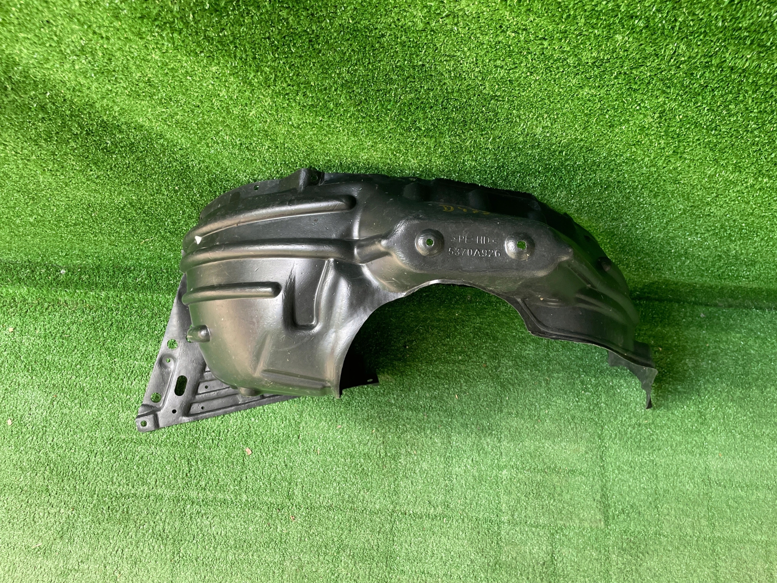 MITSUBISHI SPACE STAR II mudguard front front right 5370A926