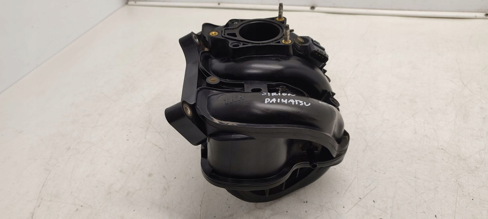 intake manifold Daihatsu Sirion II 1,0