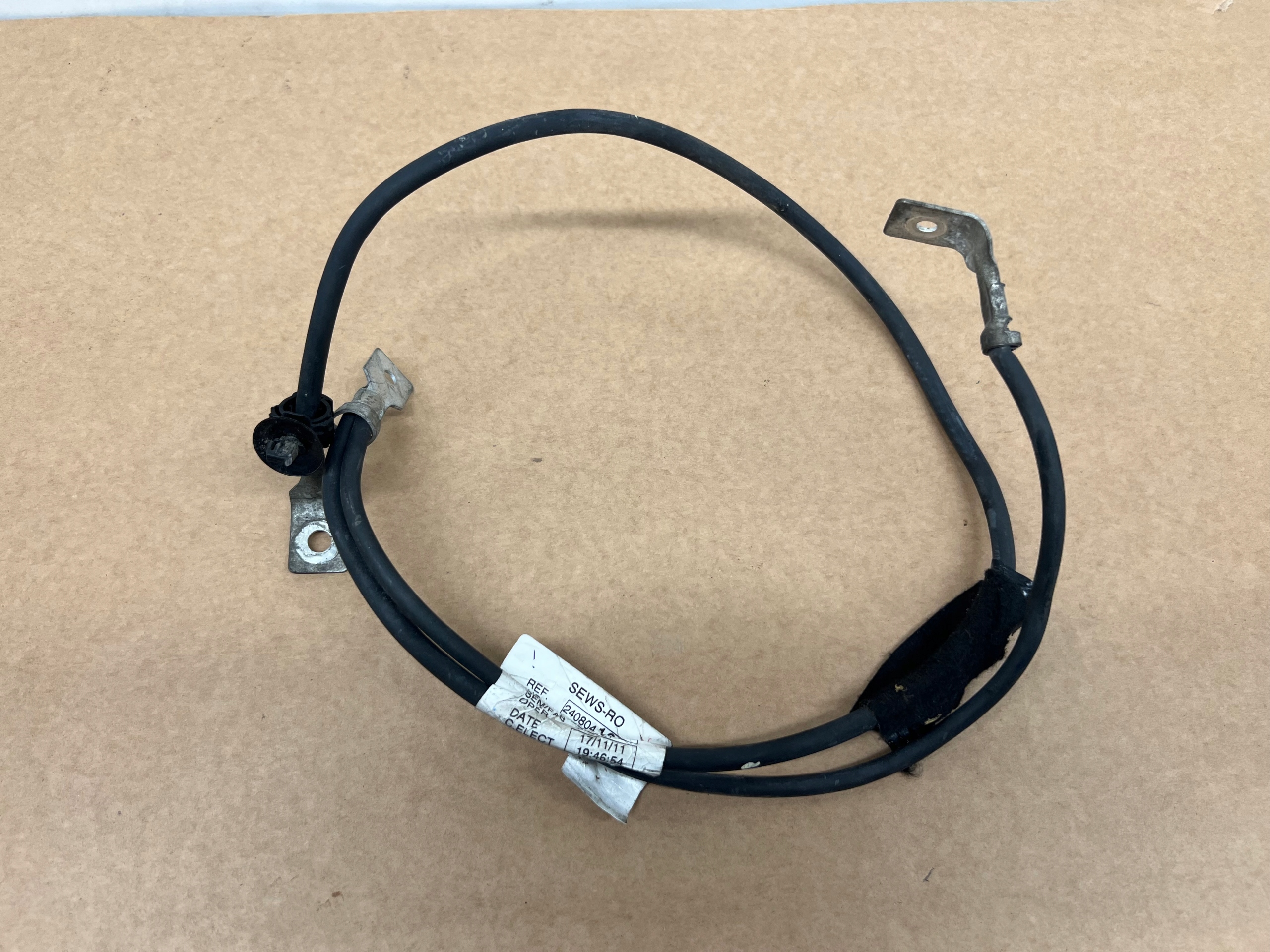 Dacia Duster und 1.5 dCi Batteriemanagement Sensor 240804132R
