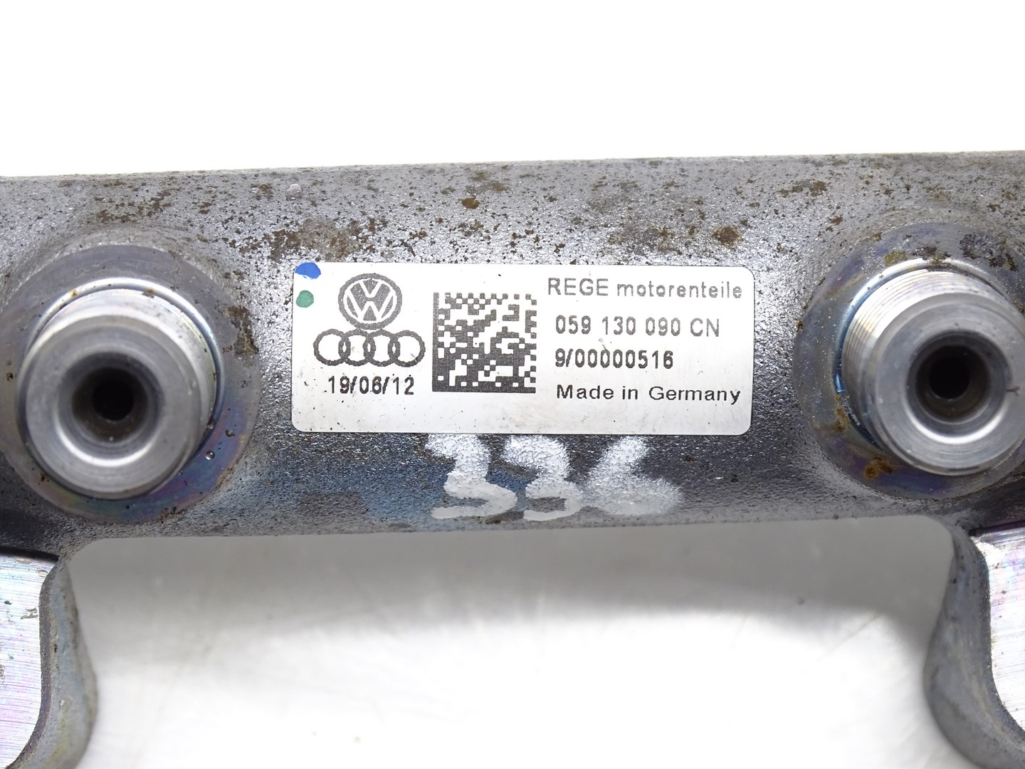 61 Audi A6 C7 3.0tdi топливная рейка 059130090CN Датчик 057130764AE