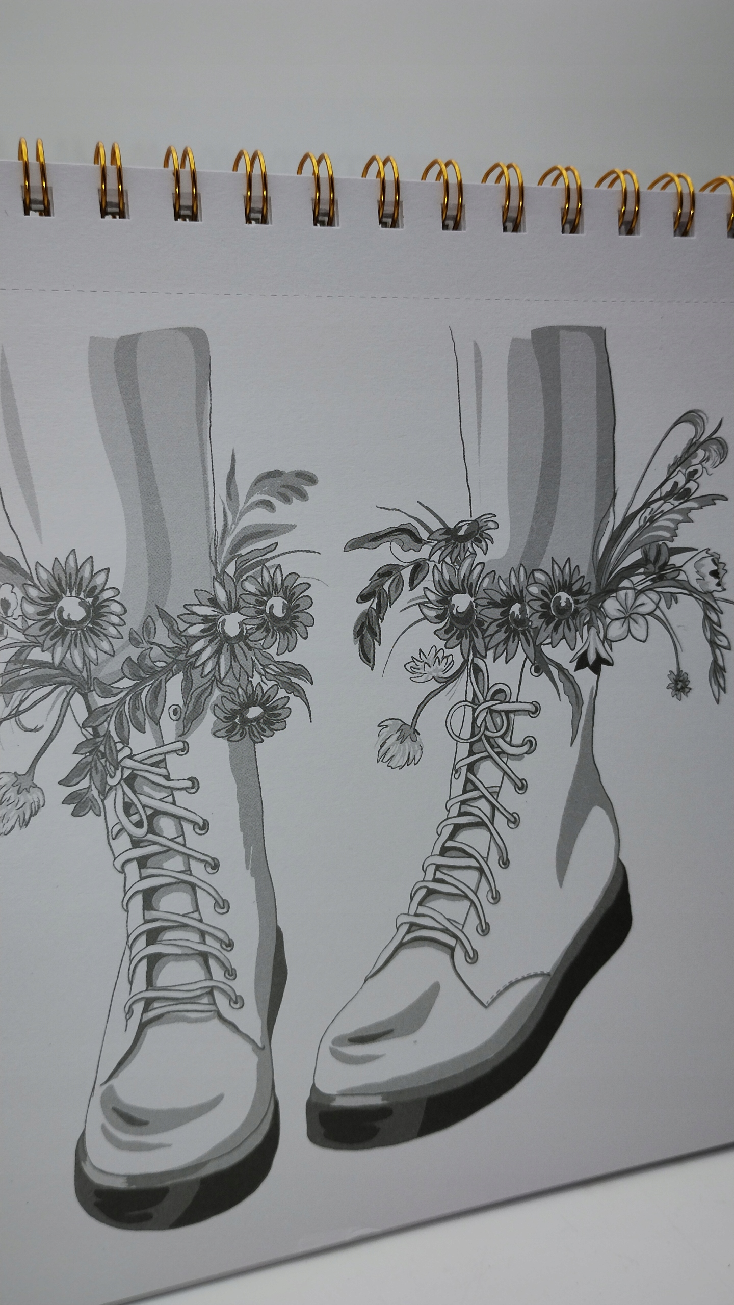 KOLOROWANKA SZKIC DECO TIME 24 ARKUSZE kwiaty 158 Rodzaj inna