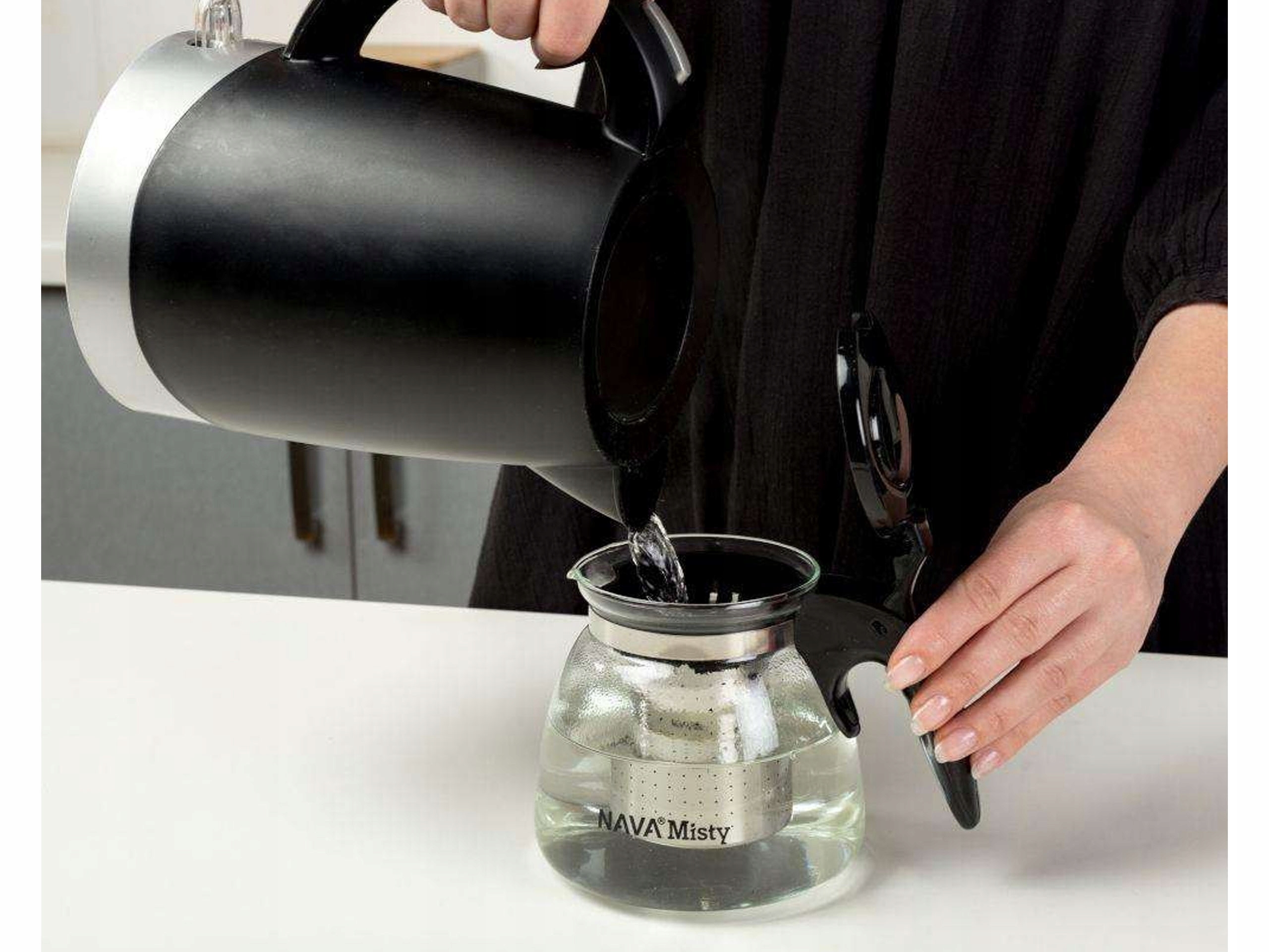 DZBANEK IMBRYK Z SITKIEM DO ZAPARZANIA ZAPARZACZ SZKLANY DO HERBATY ZIÓŁ 1L Kolor czarny odcienie szarości i srebra przezroczysty