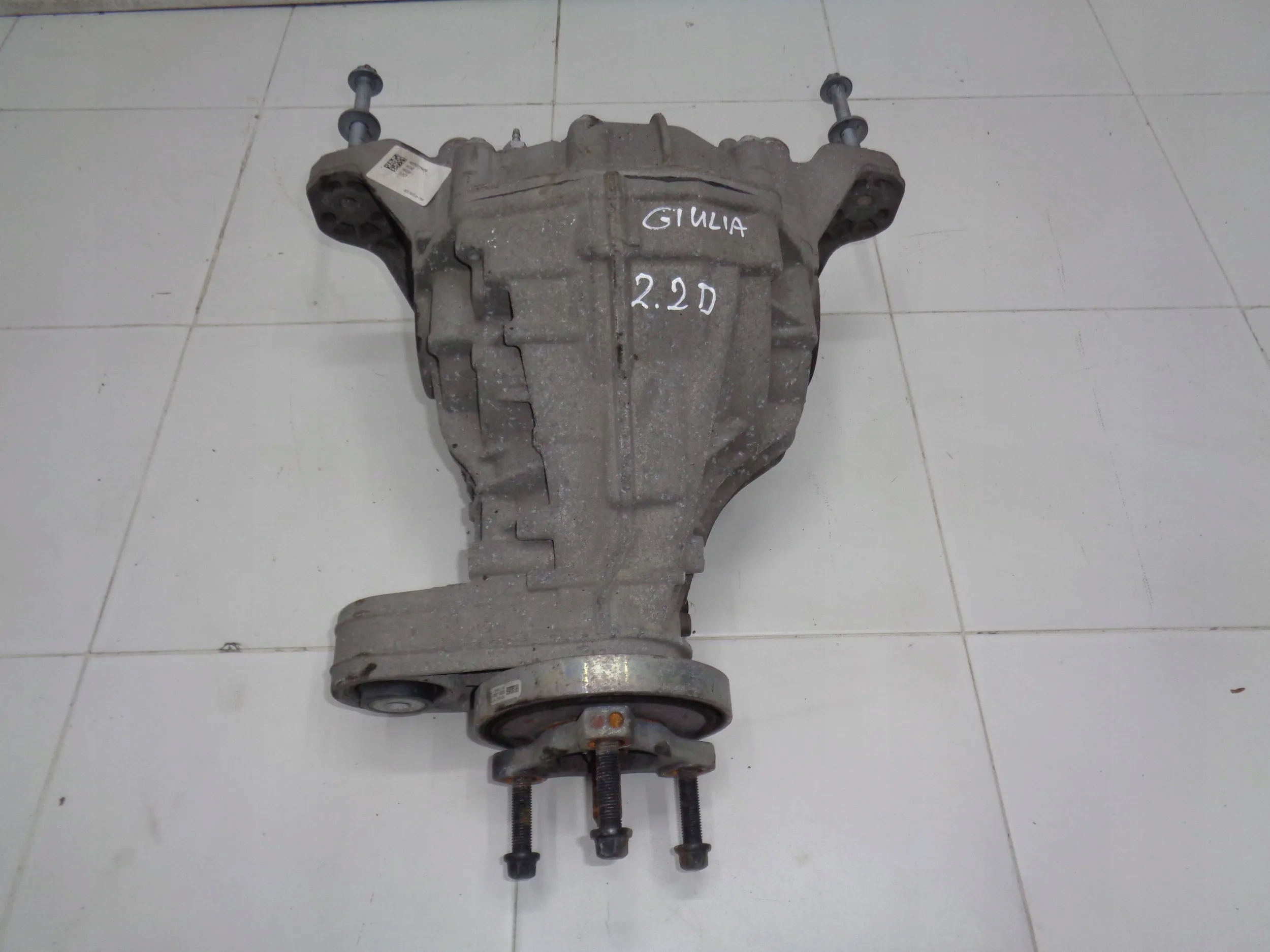 ALFA ROMEO GIULIA Q4 2.2 JTD diff differential rear part