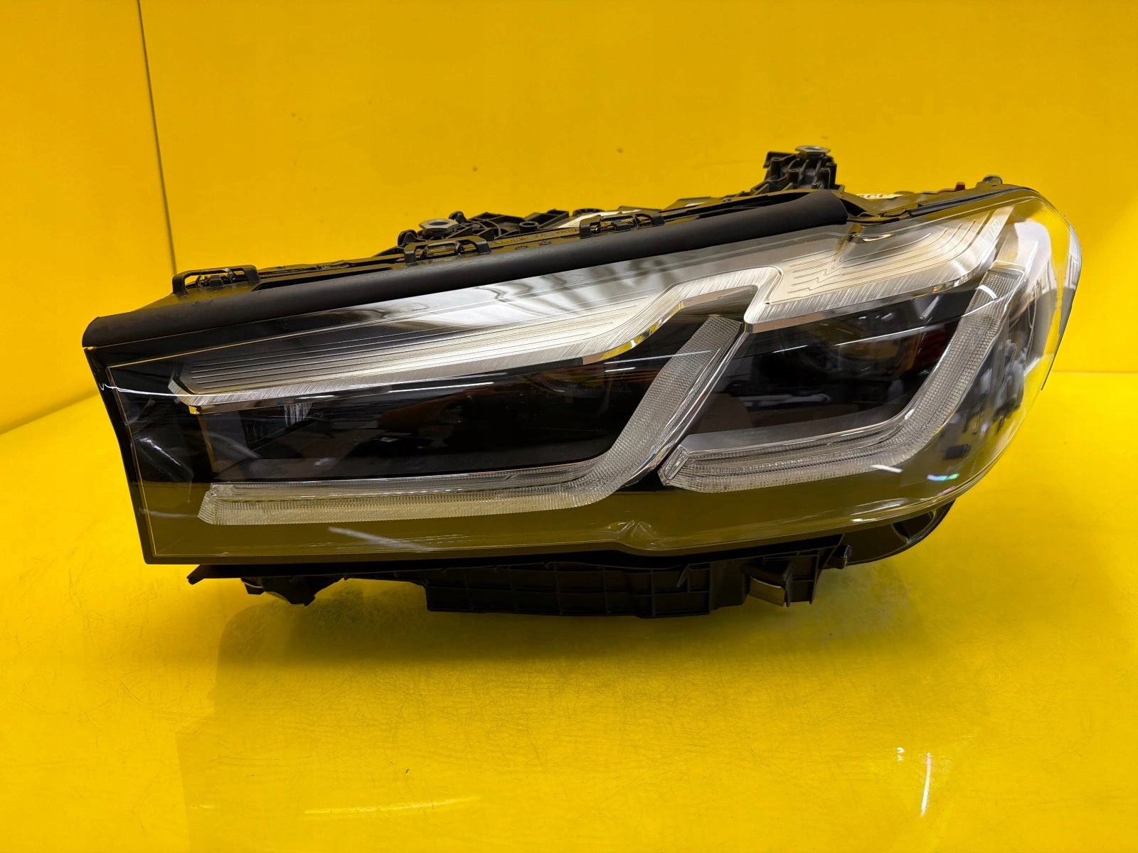 light left BMW 5 G30 G31 Lift 20-24 Full Led Adaptive 5A388C7-04