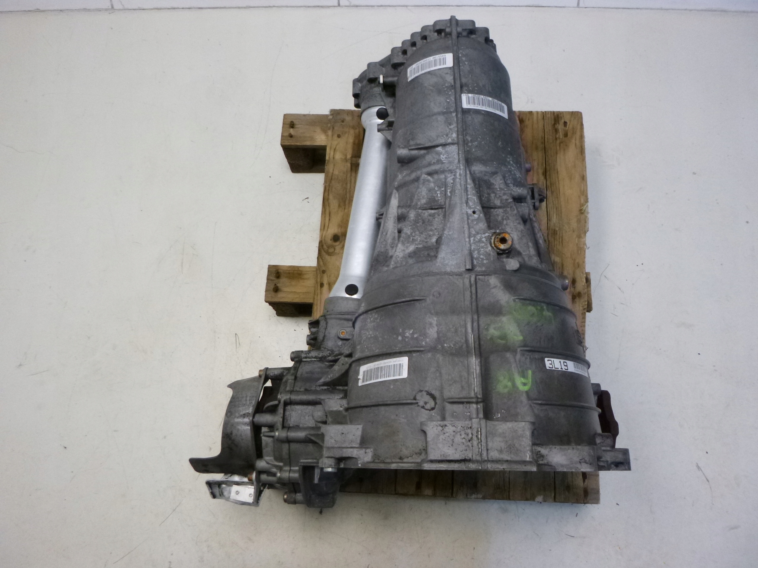 AUDI A8 D3 4.0D GETRIEBE SPRZEGL 6HP-26A-61