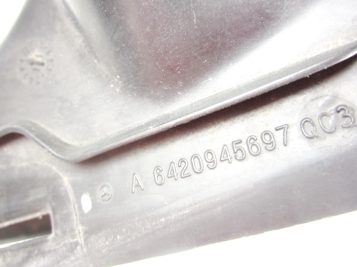 Dolot kanal luft rechts Mercedes W212 3.0 CDI