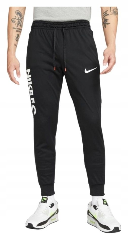 Kalhoty Nike Football Nk Dri-fit Fc Liber Pant K černé DC9016 010 vel. S