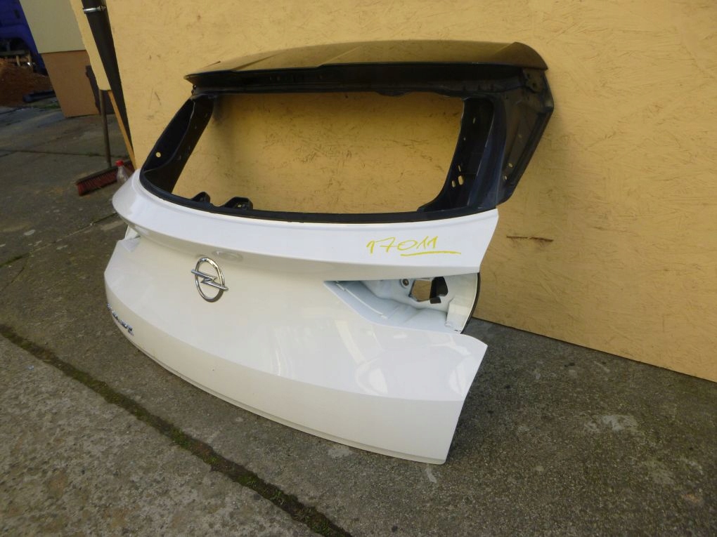 OPEL GRANDLAND X HECKKLAPPE
