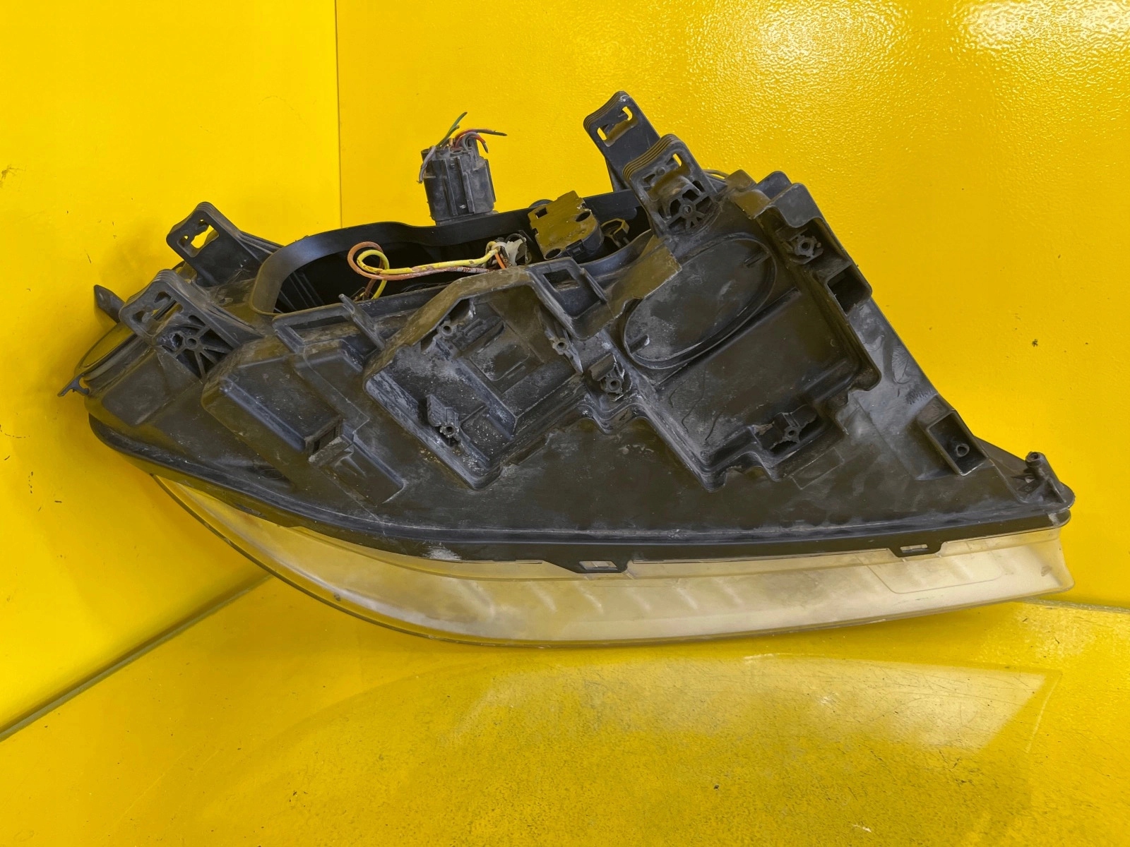 light left Volvo V70 III S80 II 31214351