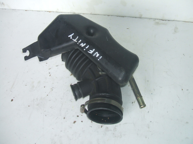 INFINITI FX45 РЕЗОНАТОР ВПУСКУ ПОВІТРЯ