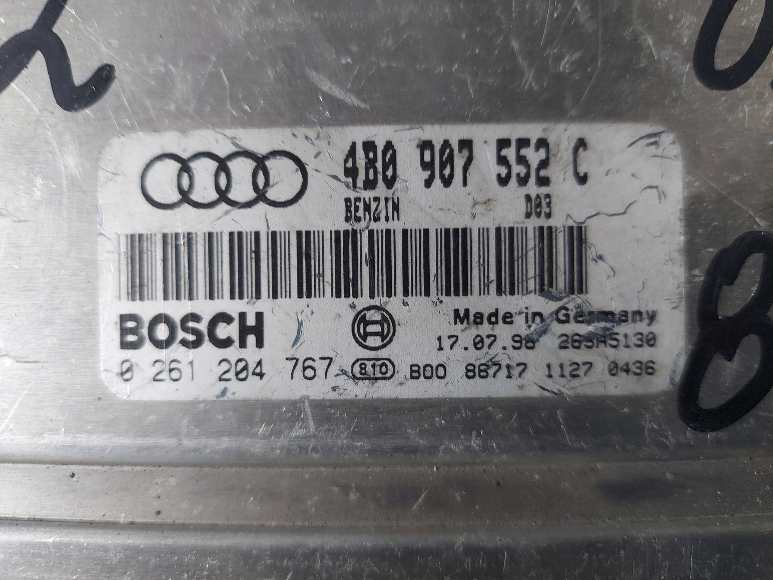 A6 C5 2.4 B 4B0907552C control unit of the engine