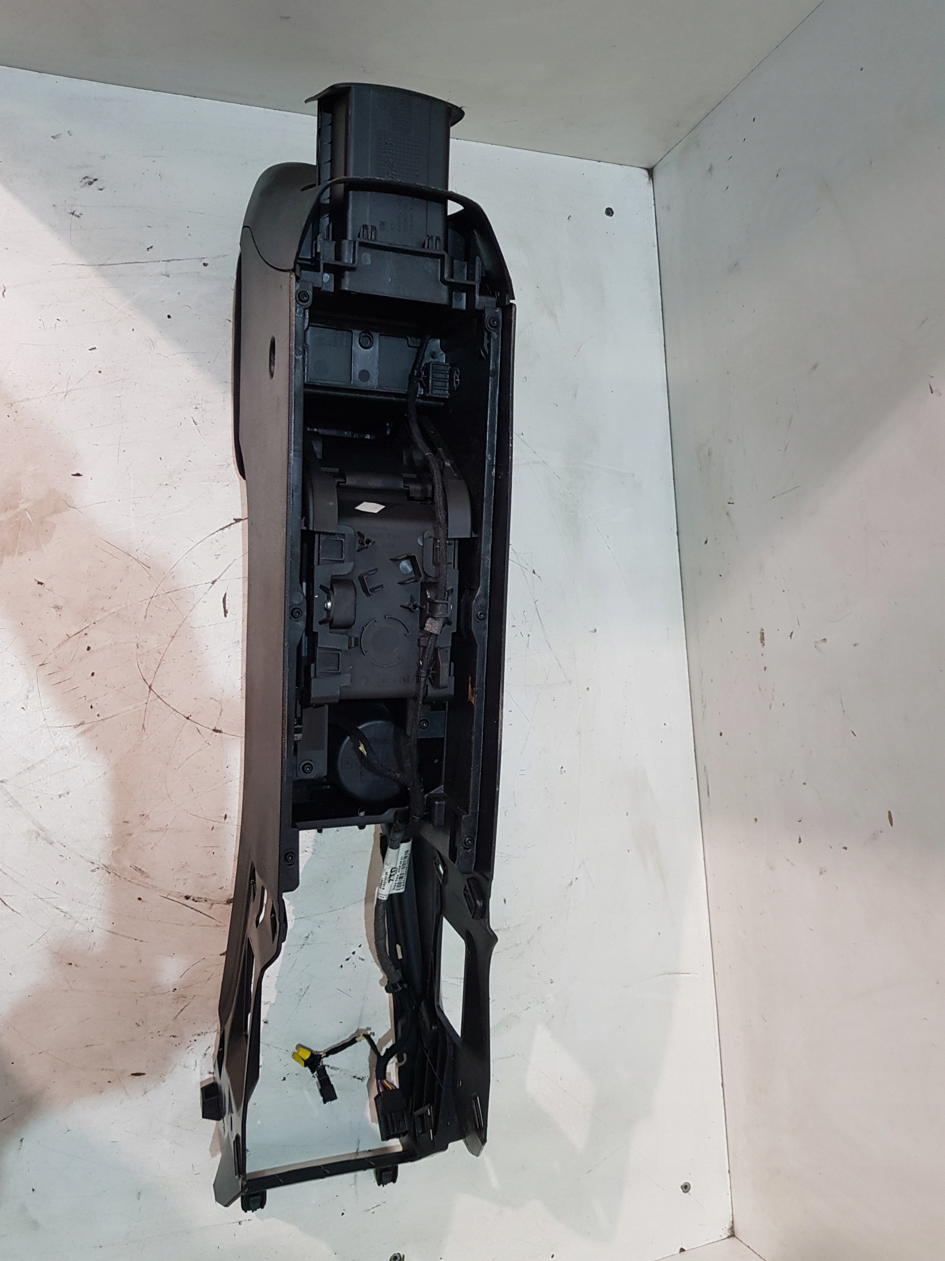 тунель середина opel Astra J IV HB 5D 13258342