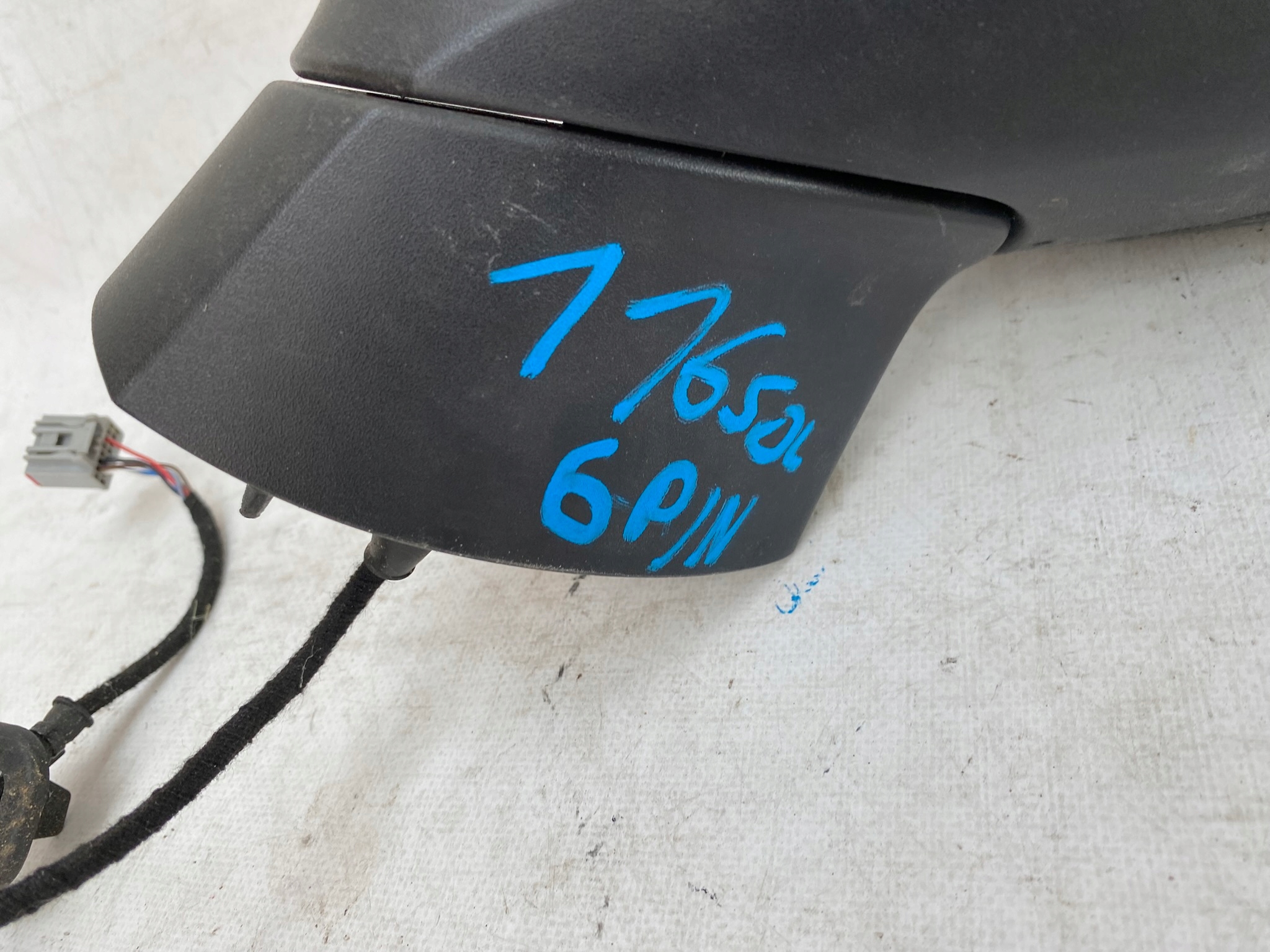 FORD FIESTA MK8 17- mirror left 6 PIN