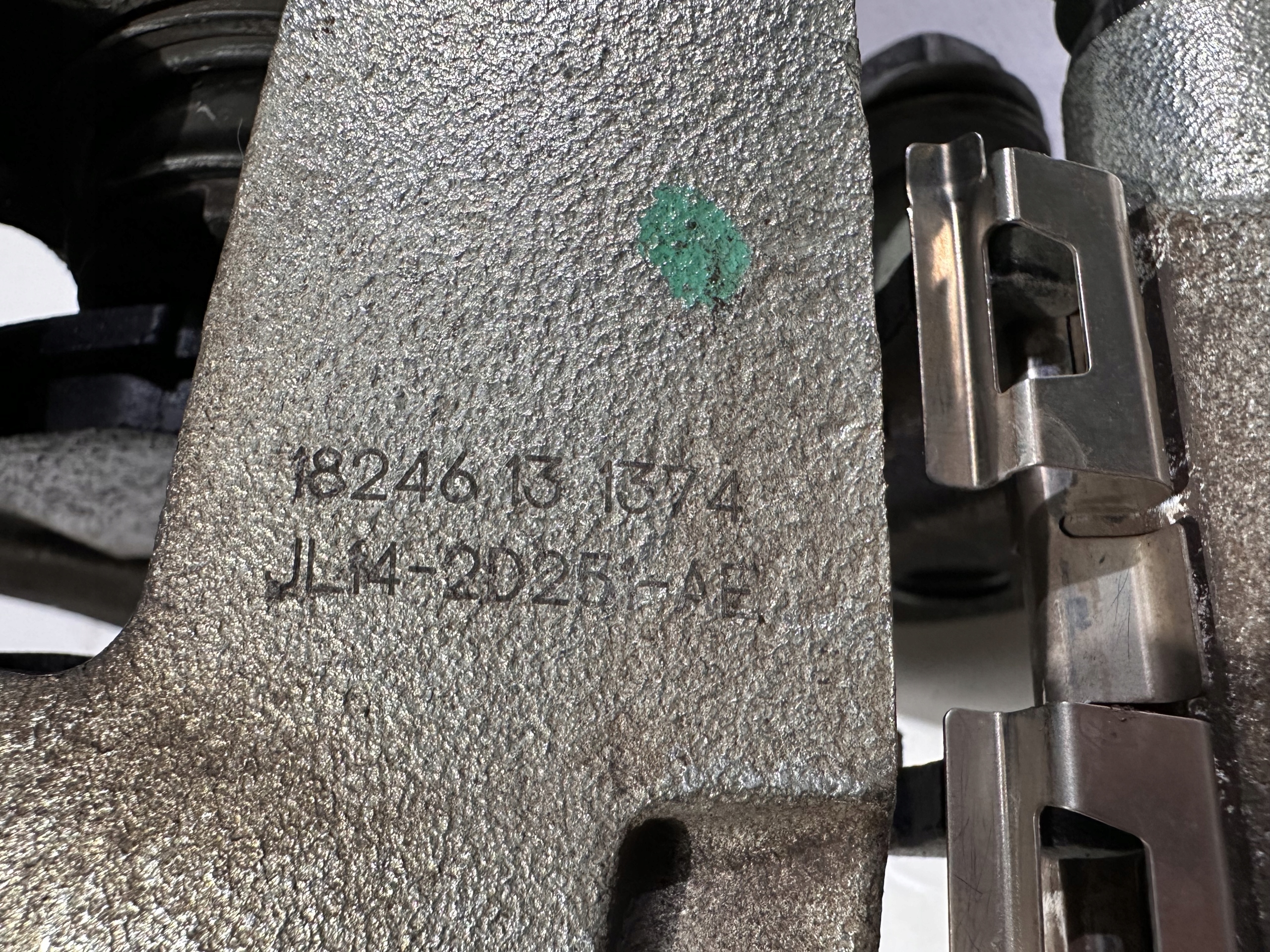 caliper brake left rear part rear Ford Expedition 2018+