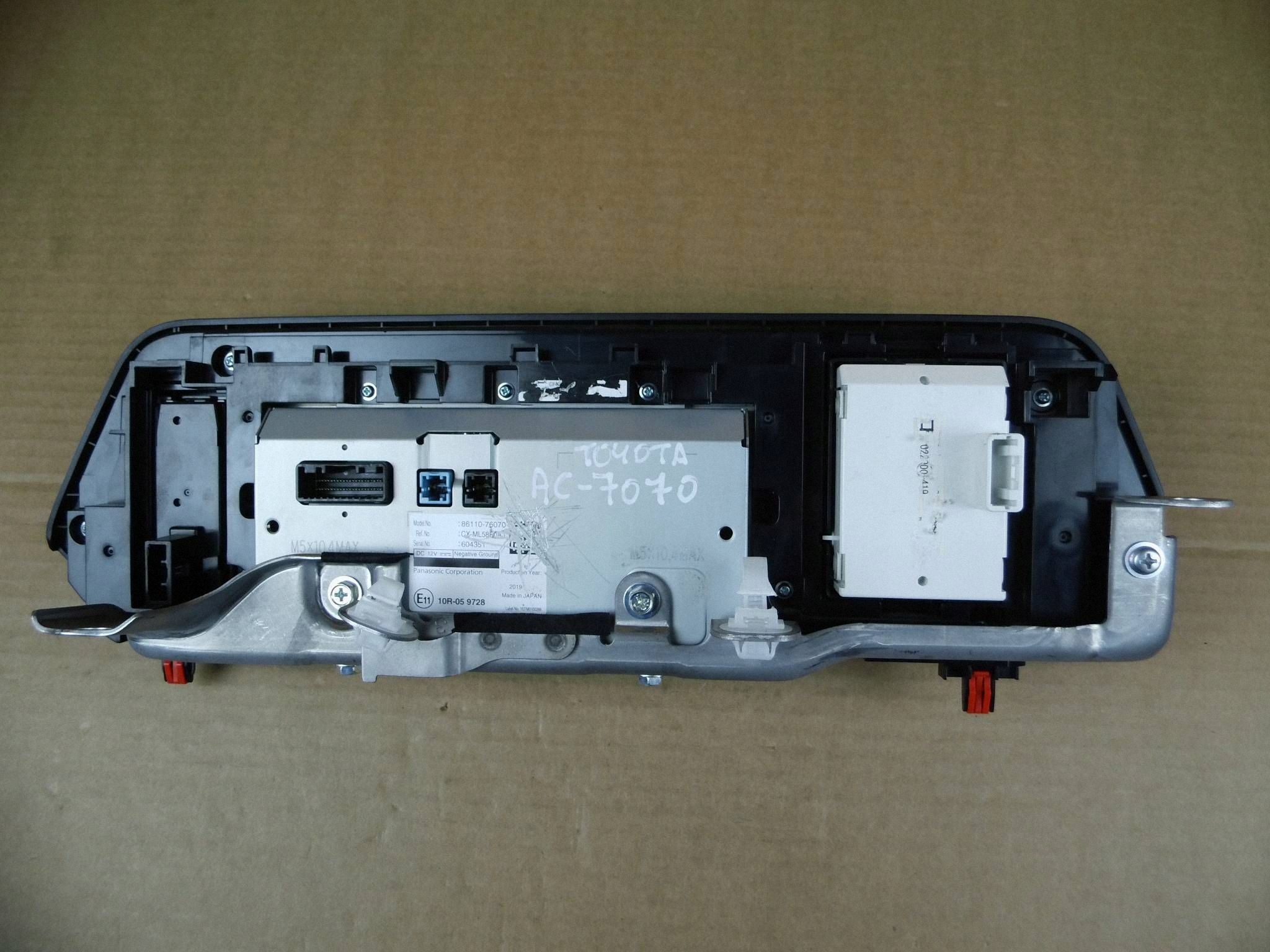 Lexus UX UX250H ekran display clock 86110-76070