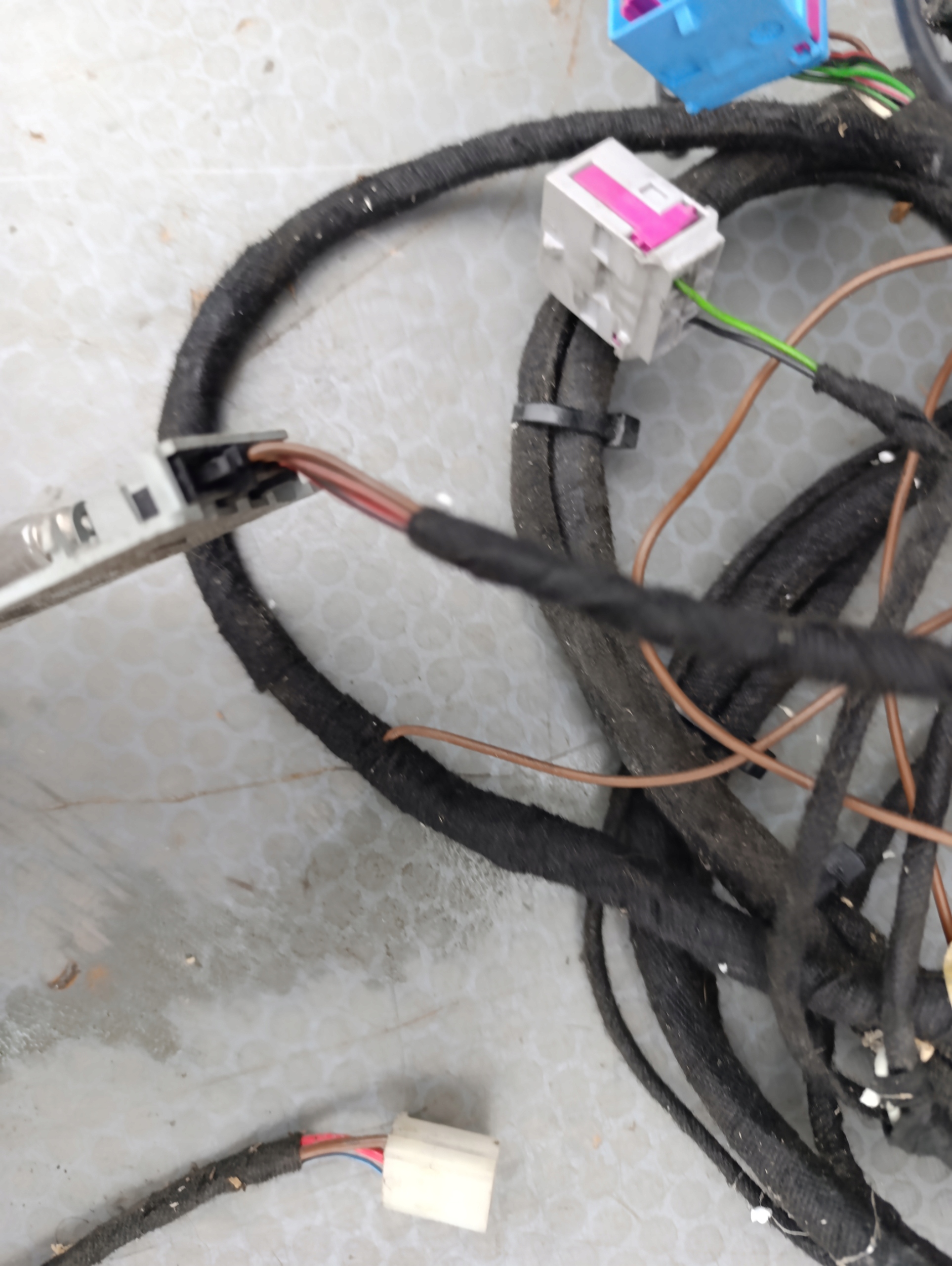 VW T5 2.5 TDI wiring bundle SUFITU rear part CARAVELLE