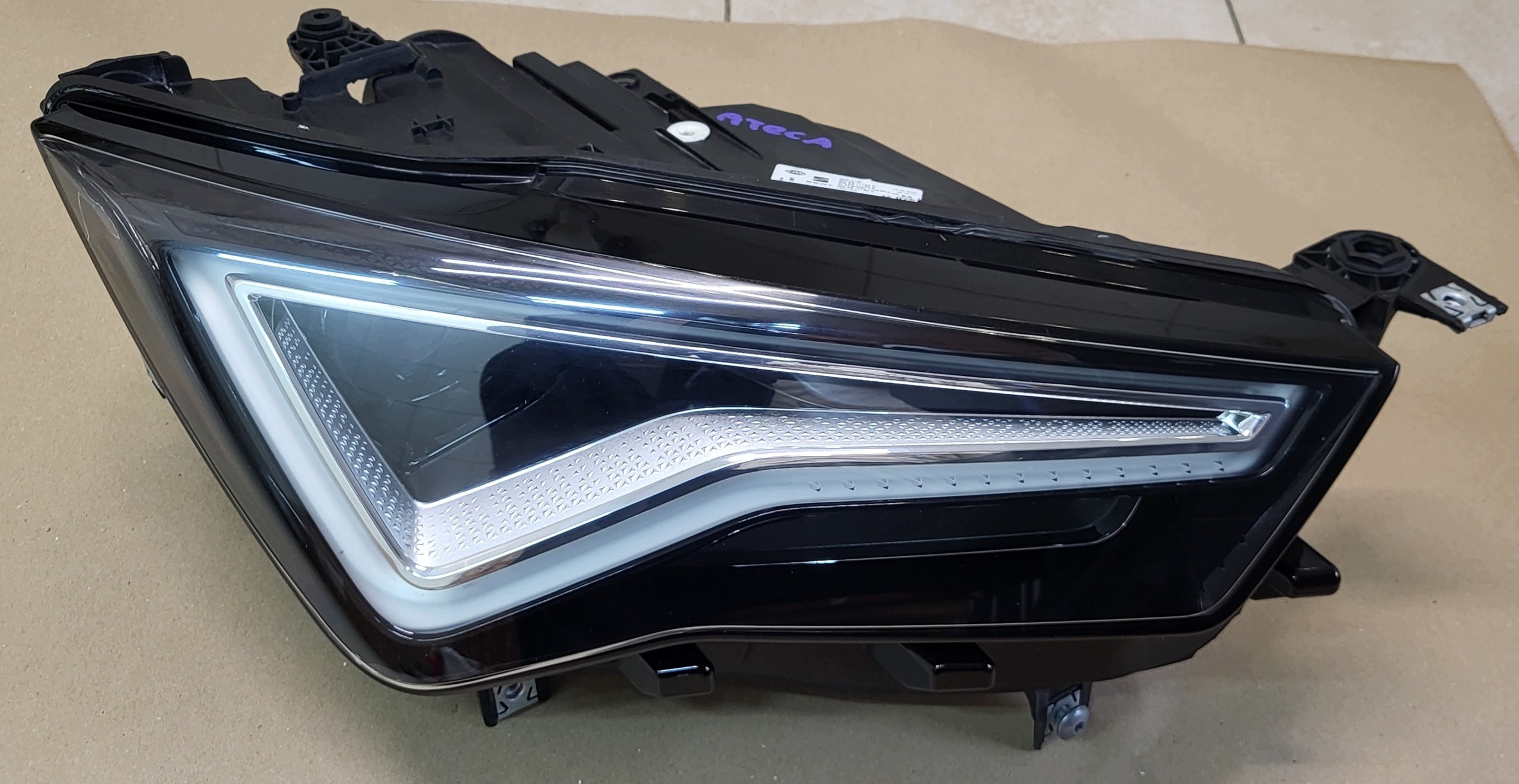 REFLEKTOR light right front FULL LED SEAT ATECA LIFT OE EUROPA