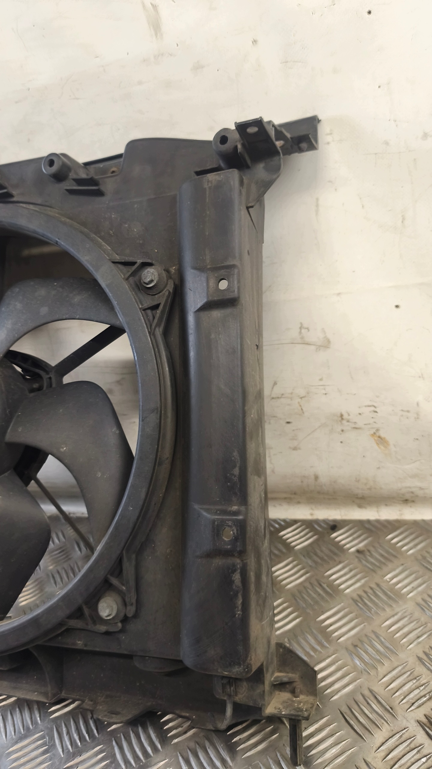 ventilátor chladiče CITROEN BERLINGO II 1.6HDi 2008r