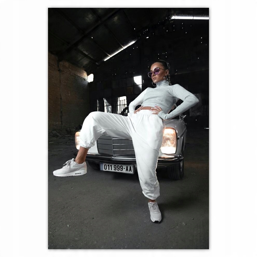 

Plakaty 40x60 Biały klasyk Mercedes 200