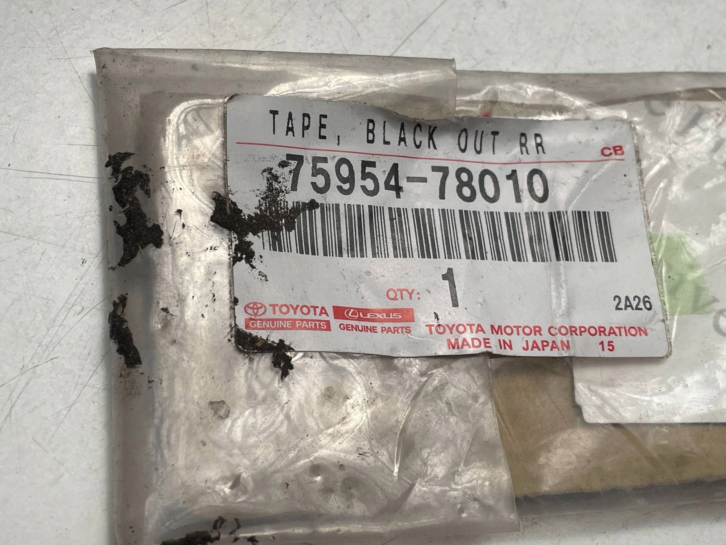PRZYCIEMNIONA ring original LEXUS NX300 75954-78010