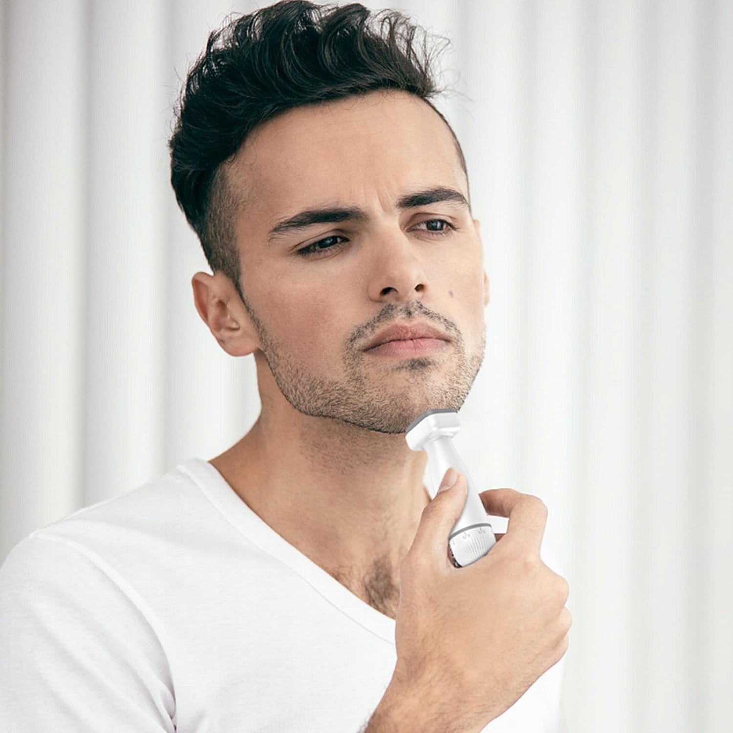 DERMA STEMPEL Z REGULACJĄ DŁUGOŚCI IGIEŁ MIEJSCOWEJ PIELĘGNACJ SKÓRY GŁOWY Model DERMA STEMPEL