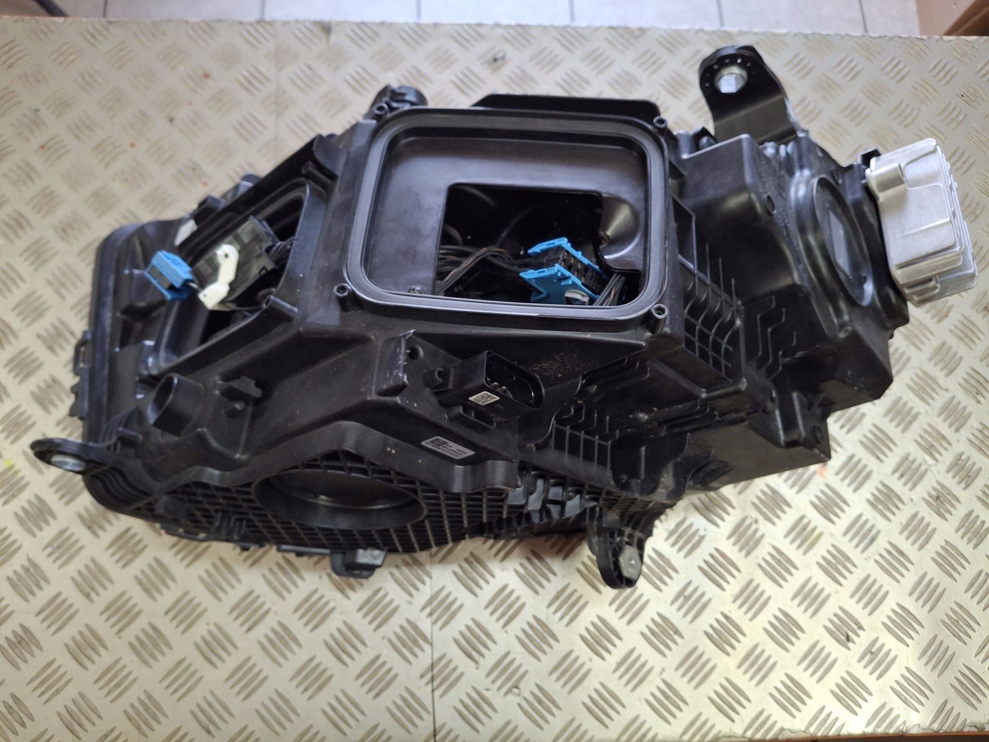 light right front FULL LED DIGITAL LIGHT MERCEDES GLC II W254 2022R->