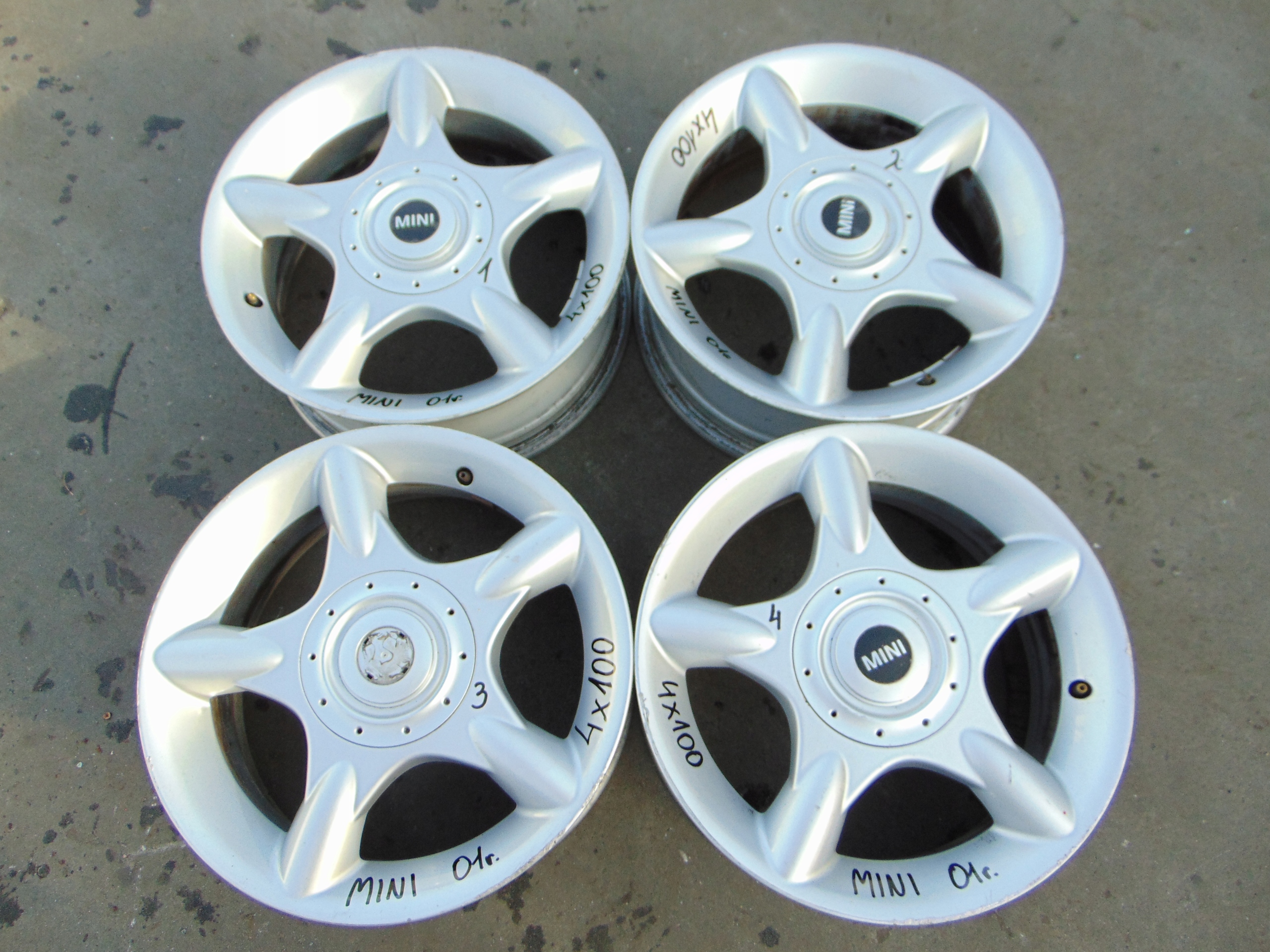 4× Обід алюміній Mini OE 1512348 6.5